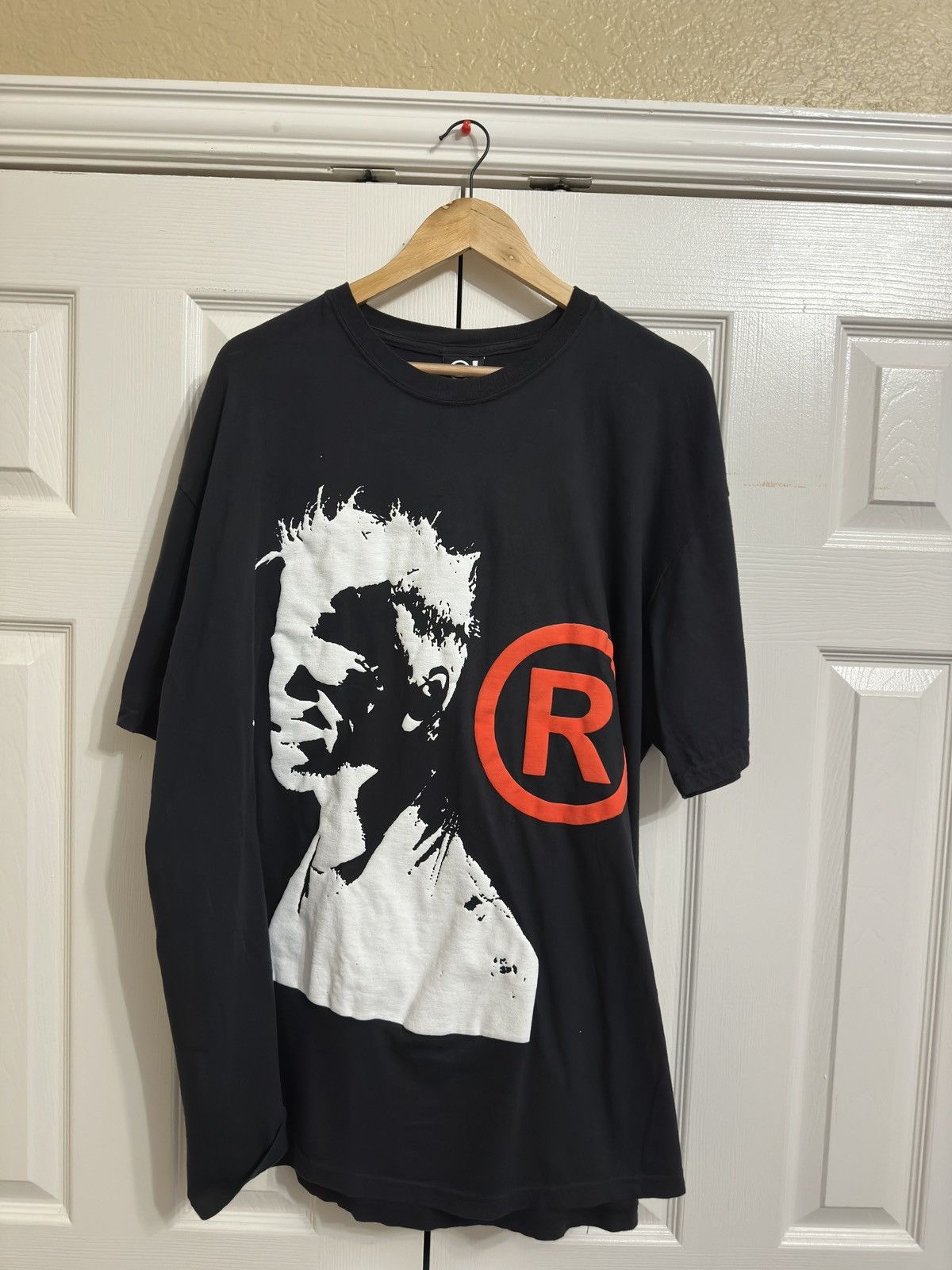 Joy Divizn JOY DIVIZN BRAD PITT Fight Club Tyler Durden TEE- BLACK XXL Size US XXL / EU 58 / 5 - 1 Thumbnail