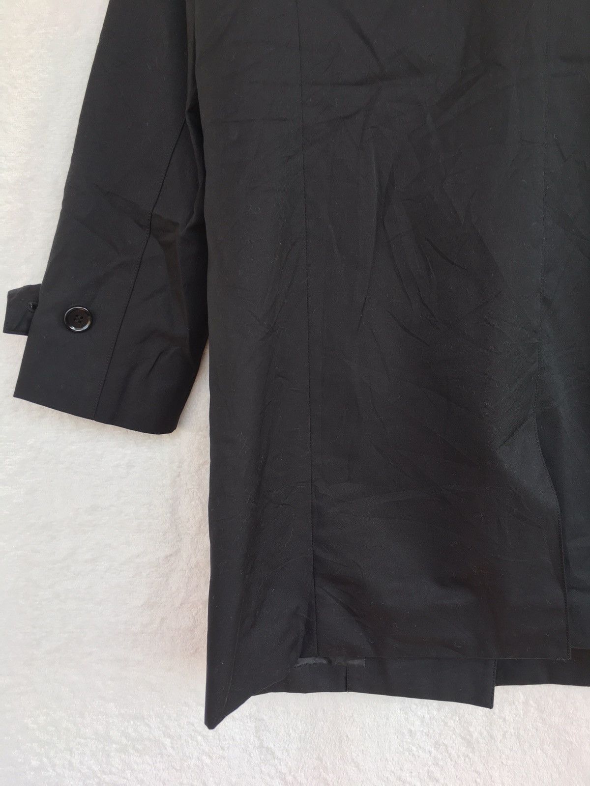 G.V.G.V. uniqlo collab project Size US M / EU 48-50 / 2 - 11 Thumbnail