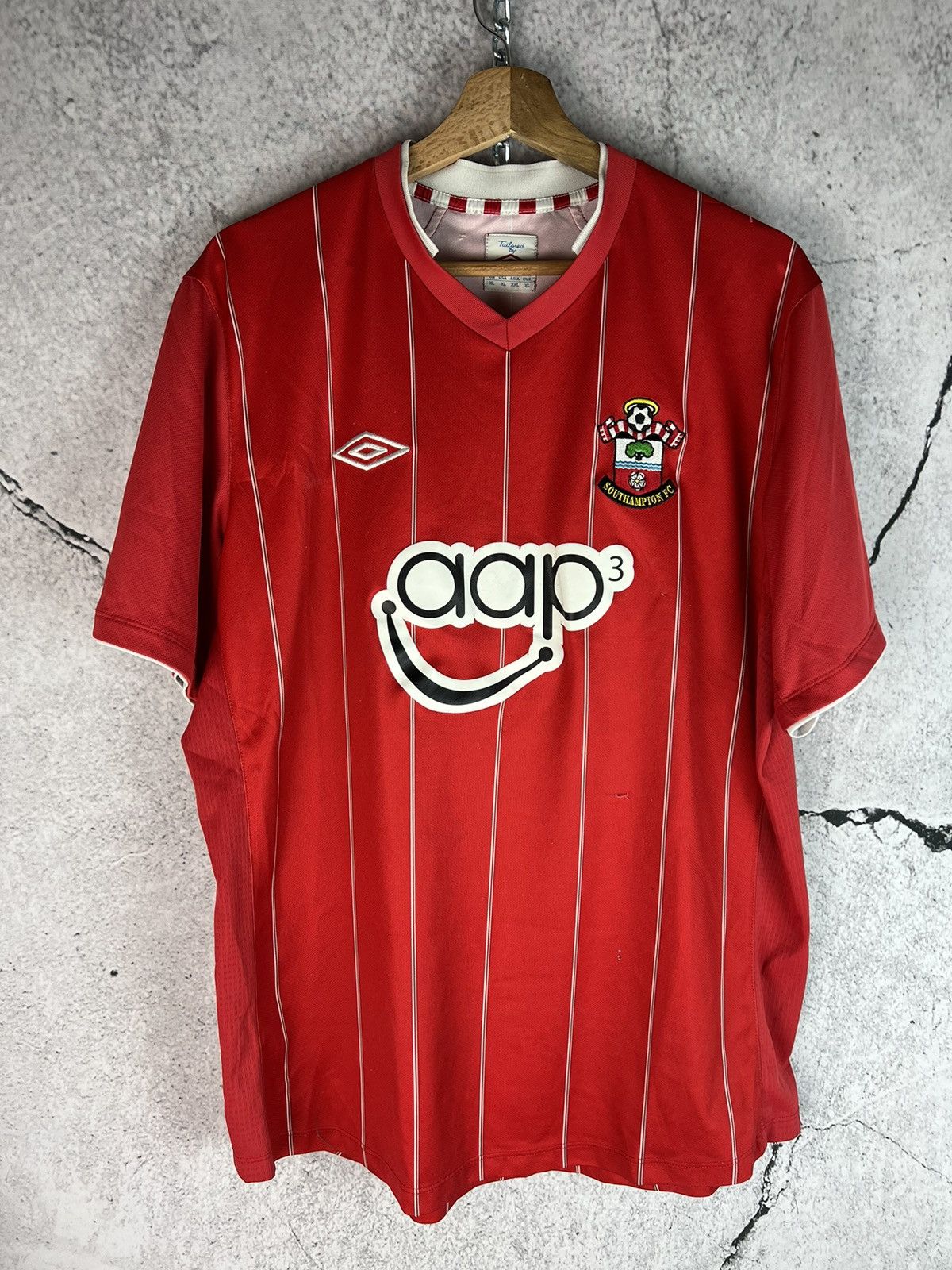 Umbro Vintage Southampton football soccer jersey Size US XL / EU 56 / 4 - 1 Thumbnail