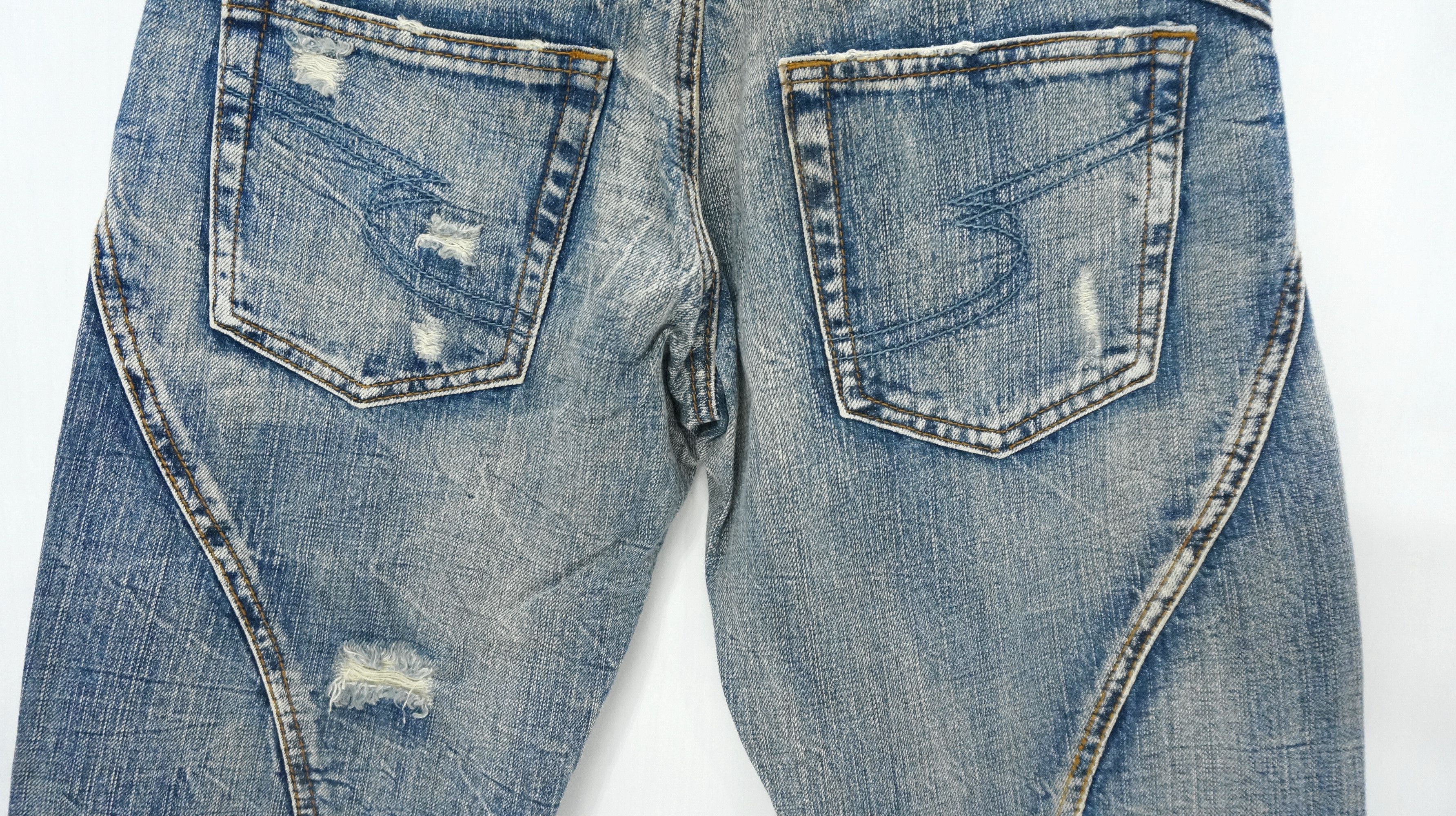 Japanese Brand VtgFLARE🔥 SEMANTIC DESIGN Distressed Patchwork Jeans Size US 29 - 11 Thumbnail