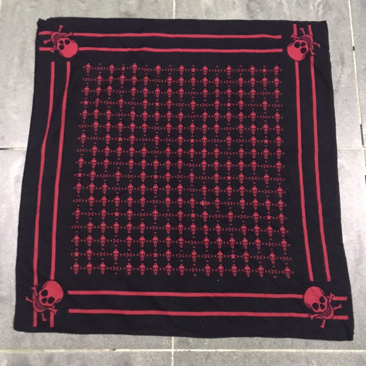 Other Rare design skulls handkerchief bandana Size ONE SIZE - 1 Thumbnail