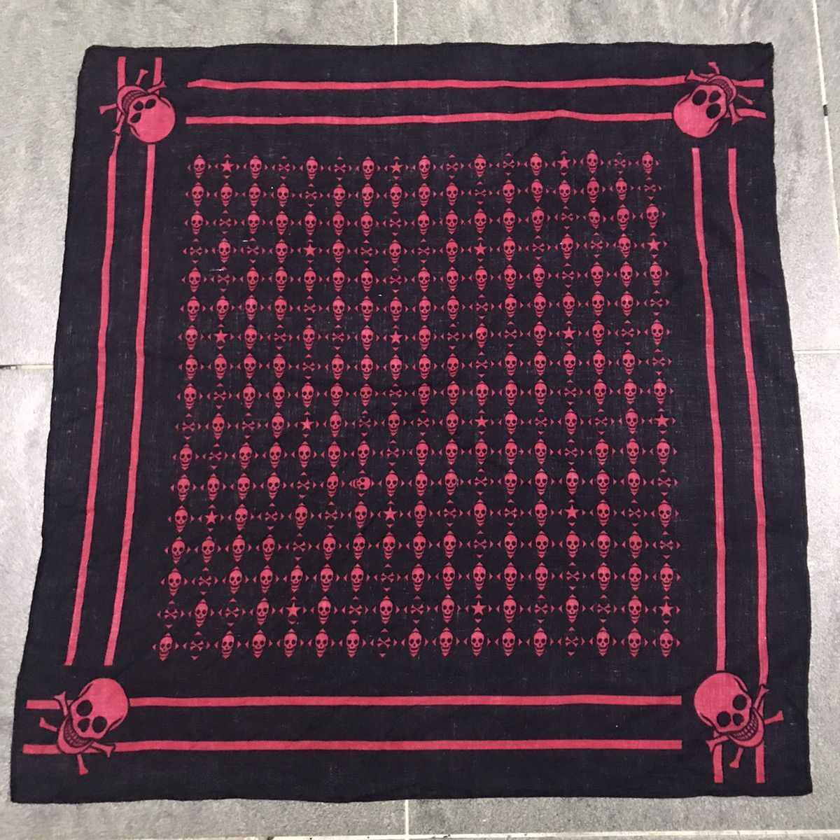 Other Rare design skulls handkerchief bandana Size ONE SIZE - 5 Thumbnail