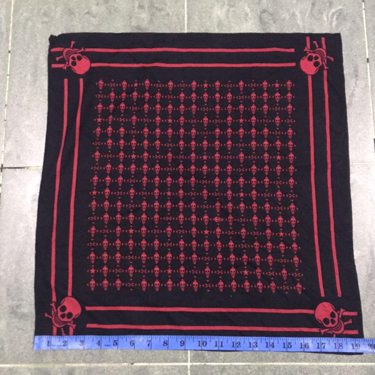Other Rare design skulls handkerchief bandana Size ONE SIZE - 2 Thumbnail