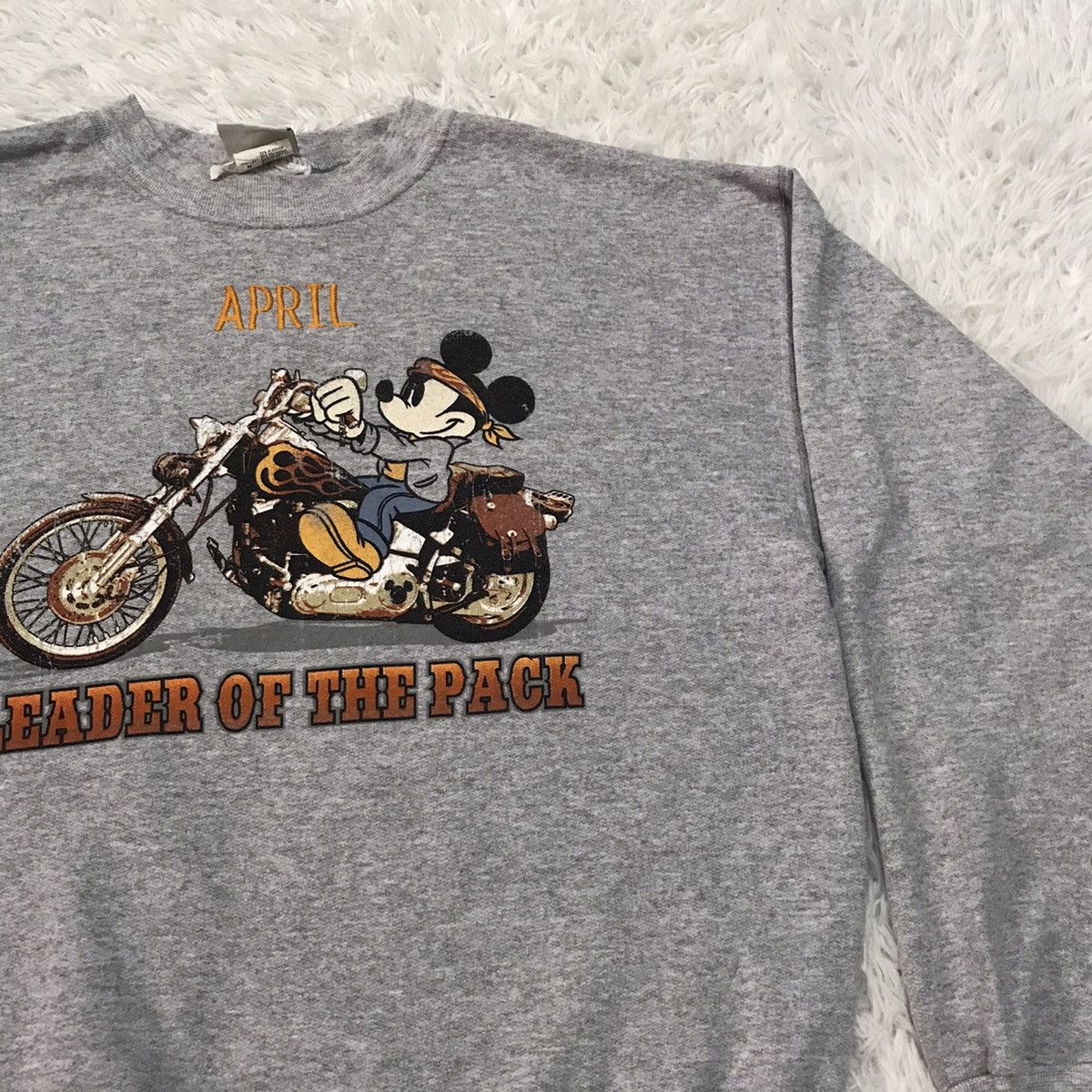 Disney The Disney Store Assembled Mexico of USA components Mickey Size US M / EU 48-50 / 2 - 5 Thumbnail