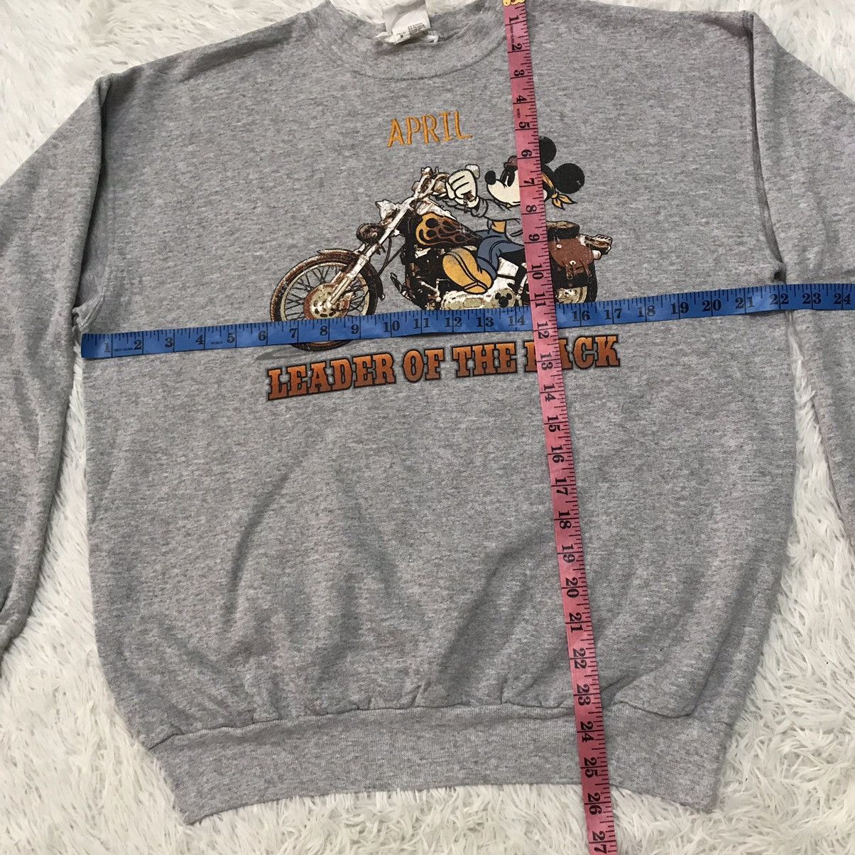 Disney The Disney Store Assembled Mexico of USA components Mickey Size US M / EU 48-50 / 2 - 9 Thumbnail