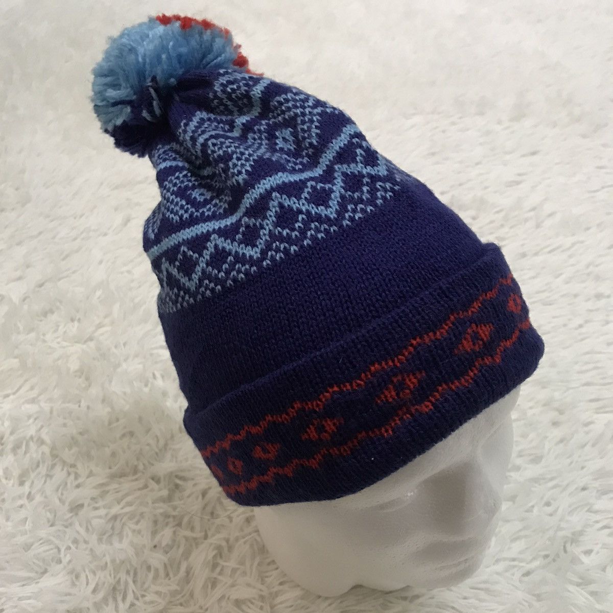 Other Knitted Nice Design Beanie/Snowcap/Cap/Hat Size ONE SIZE - 4 Thumbnail