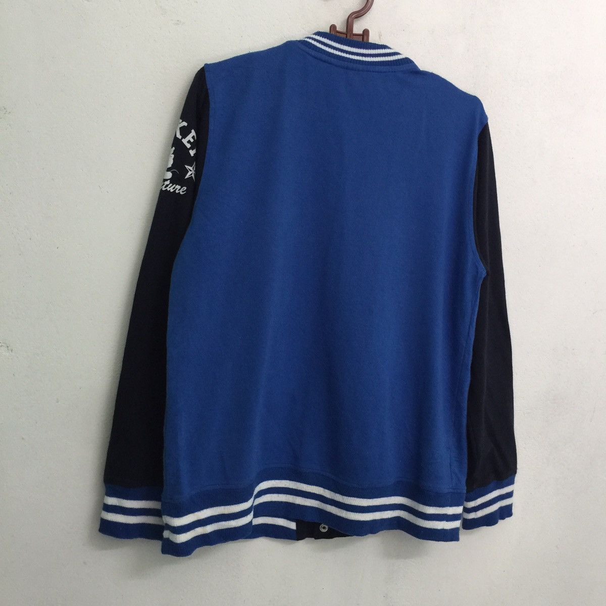 Disney Mickey mouse varsity Sweatshirt Size US M / EU 48-50 / 2 - 6 Thumbnail