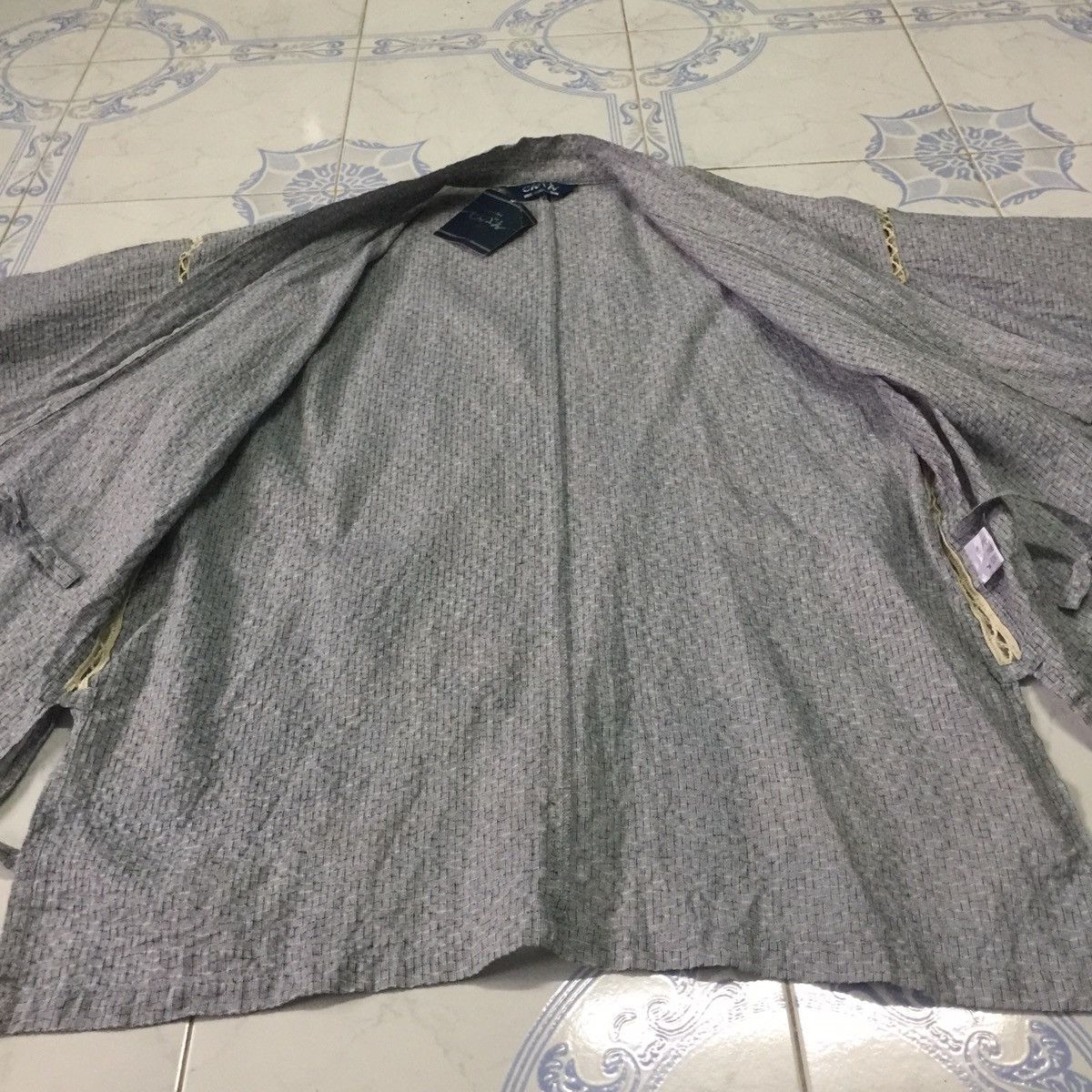 Japanese Brand New renown kimono made in Japan Size US M / EU 48-50 / 2 - 16 Thumbnail