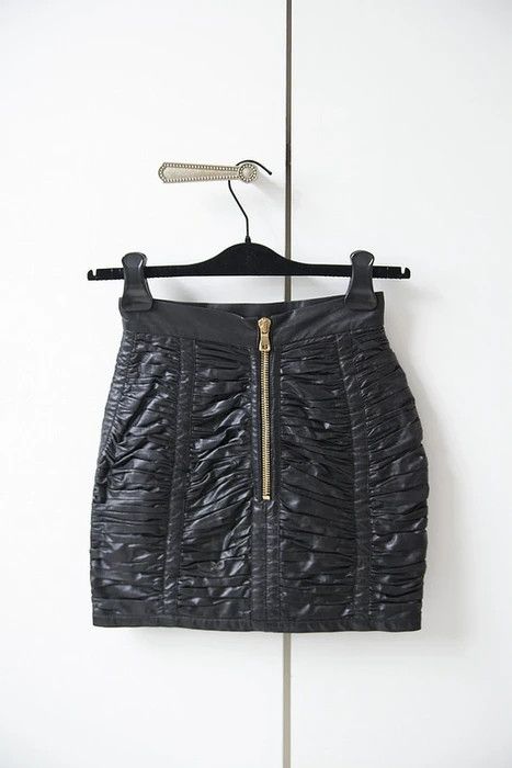 Balmain 2010 ruched leather mini skirt Size 25" / US 0 / IT 36 - 3 Thumbnail