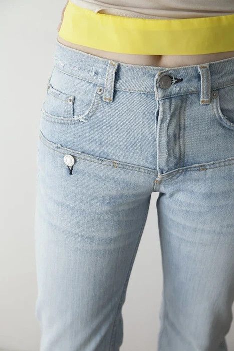 Helmut Lang Vintage clean broken denim Size 26" / US 2 / IT 38 - 2 Thumbnail