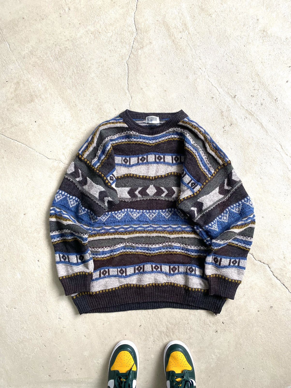 Japanese Brand 90’s Vintage Coogi Style Sweater Japanese Archive Hype Size US XL / EU 56 / 4 - 1 Thumbnail