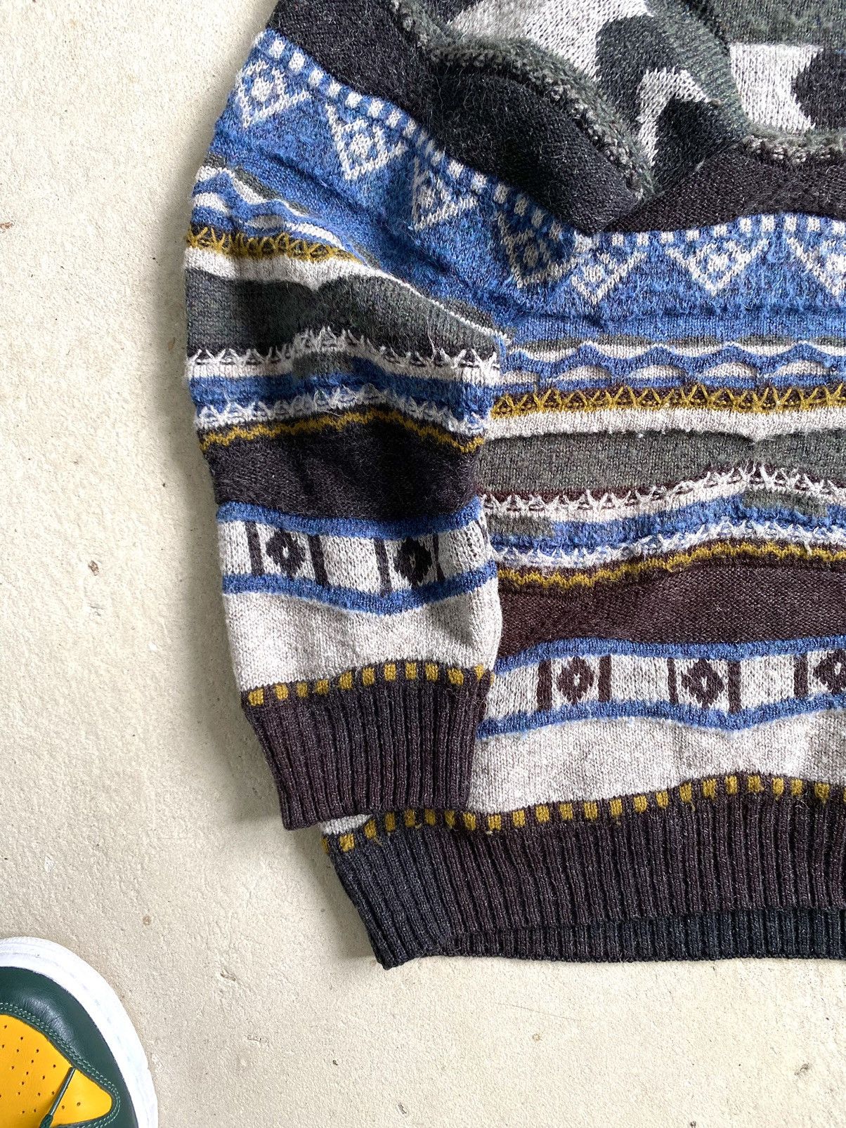 Japanese Brand 90’s Vintage Coogi Style Sweater Japanese Archive Hype Size US XL / EU 56 / 4 - 4 Thumbnail