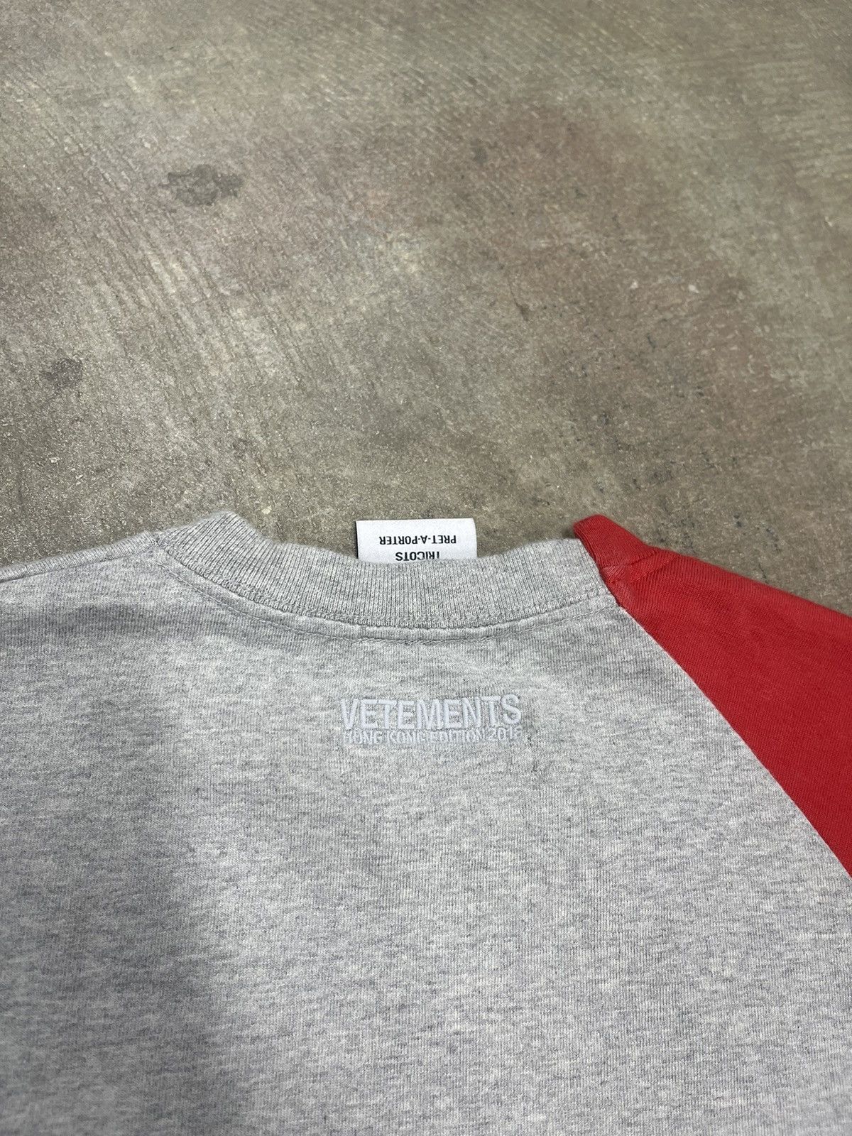 Tommy Hilfiger × Vetements Logo Print Patchwork T-Shirt Size US S / EU 44-46 / 1 - 7 Thumbnail