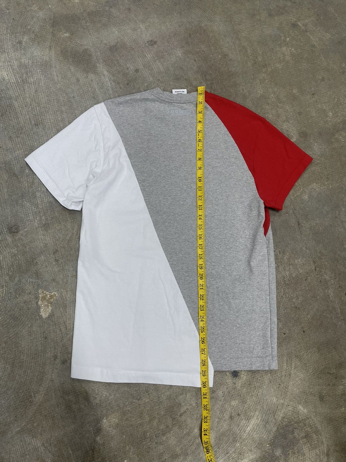 Tommy Hilfiger × Vetements Logo Print Patchwork T-Shirt Size US S / EU 44-46 / 1 - 9 Thumbnail