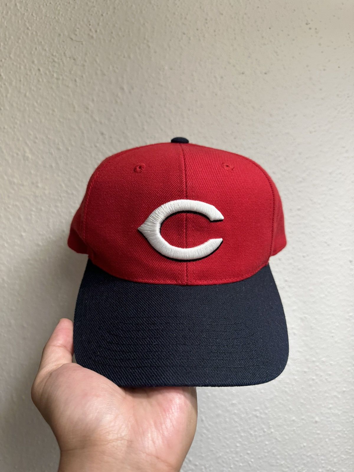 Accessories  Vintage Cincinnati Reds Sports Specialties Plain Logo