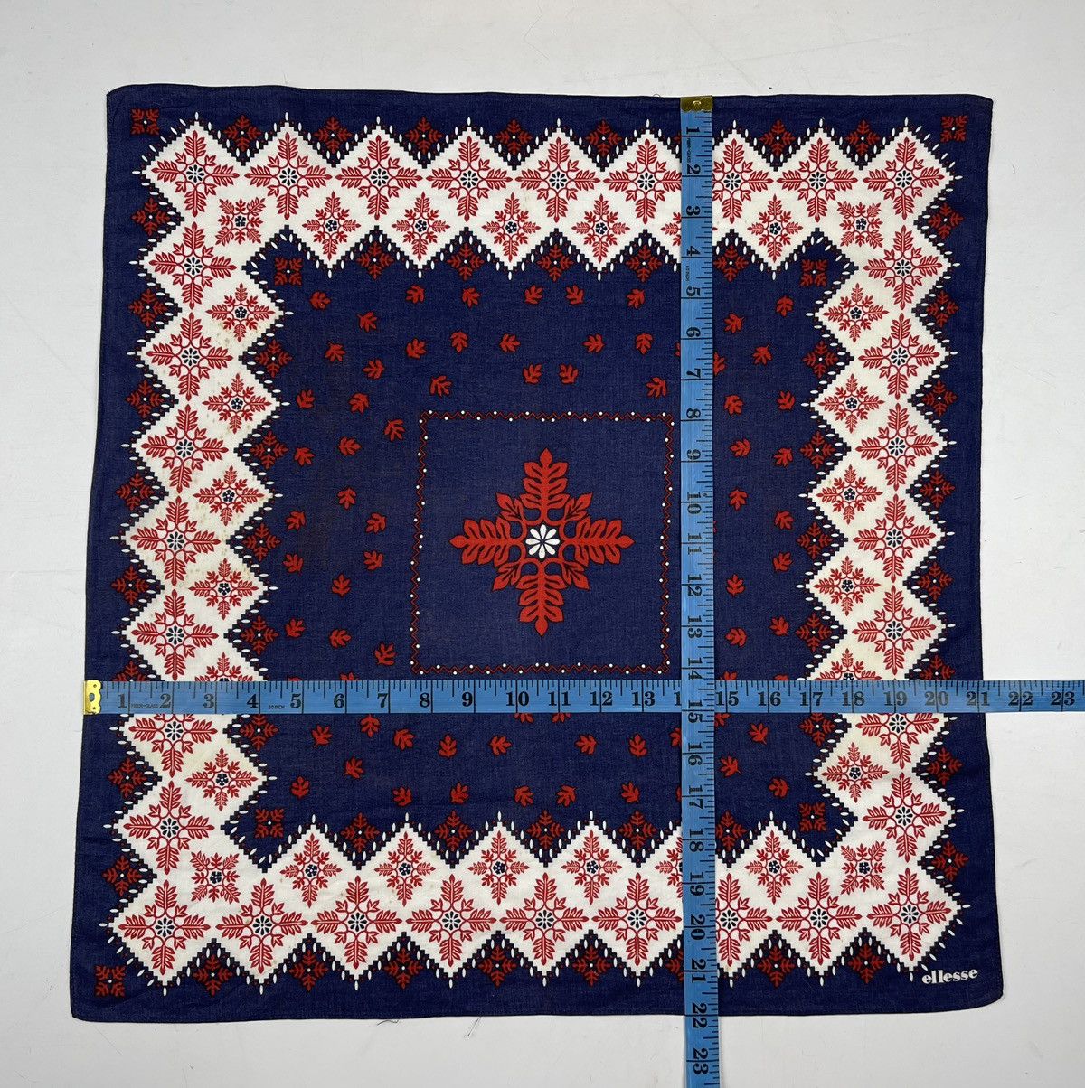 Ellesse ellesse bandana handkerchief neckerchief scarf Size ONE SIZE - 7 Thumbnail