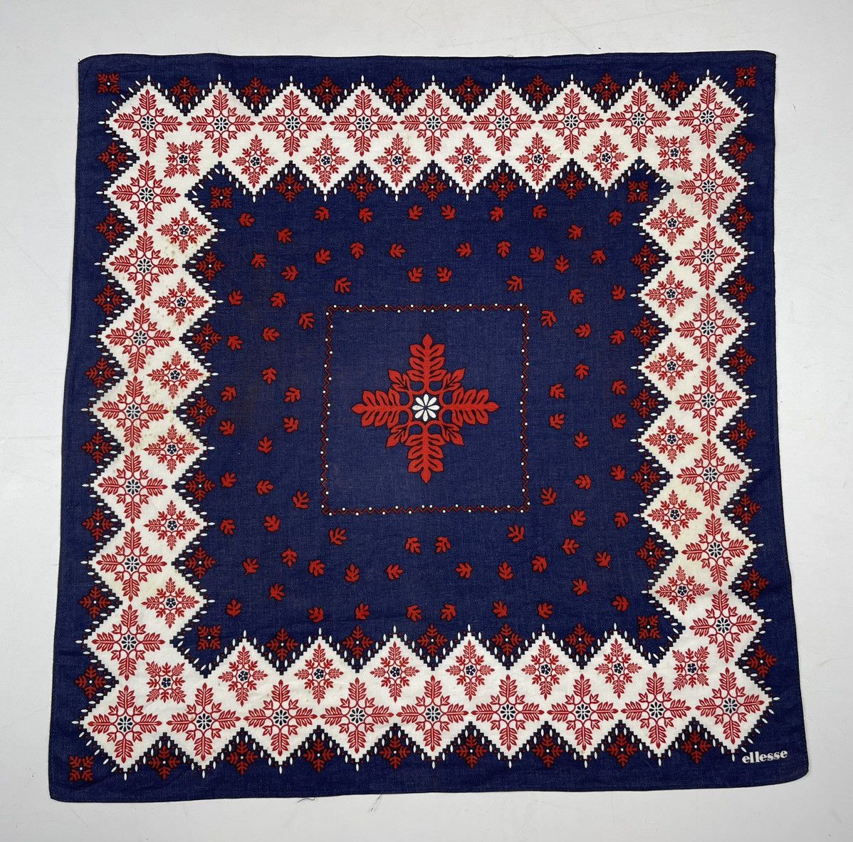 Ellesse ellesse bandana handkerchief neckerchief scarf Size ONE SIZE - 2 Thumbnail