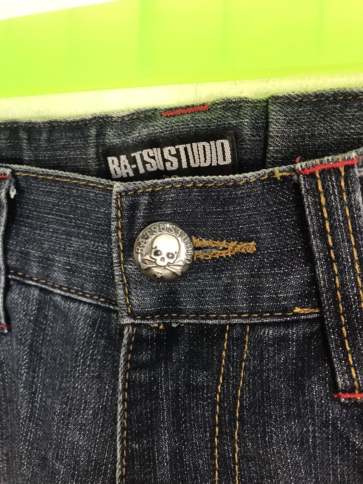Japanese Brand × Vintage Bat-su Studio Distressed Denim Jeans Checked Inner Design Size US 26 / EU 42 - 4 Thumbnail