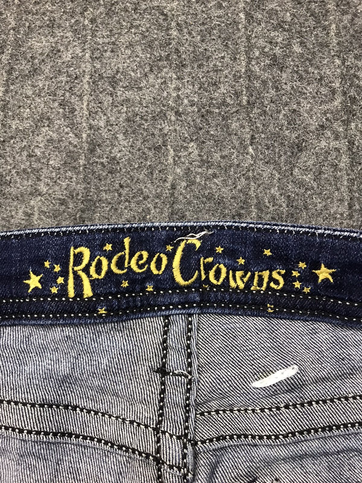 Japanese Brand × Vintage Rodeo Crown Distressed Denim Jeans Indigo Slim Fit Cut Size US 30 / EU 46 - 4 Thumbnail