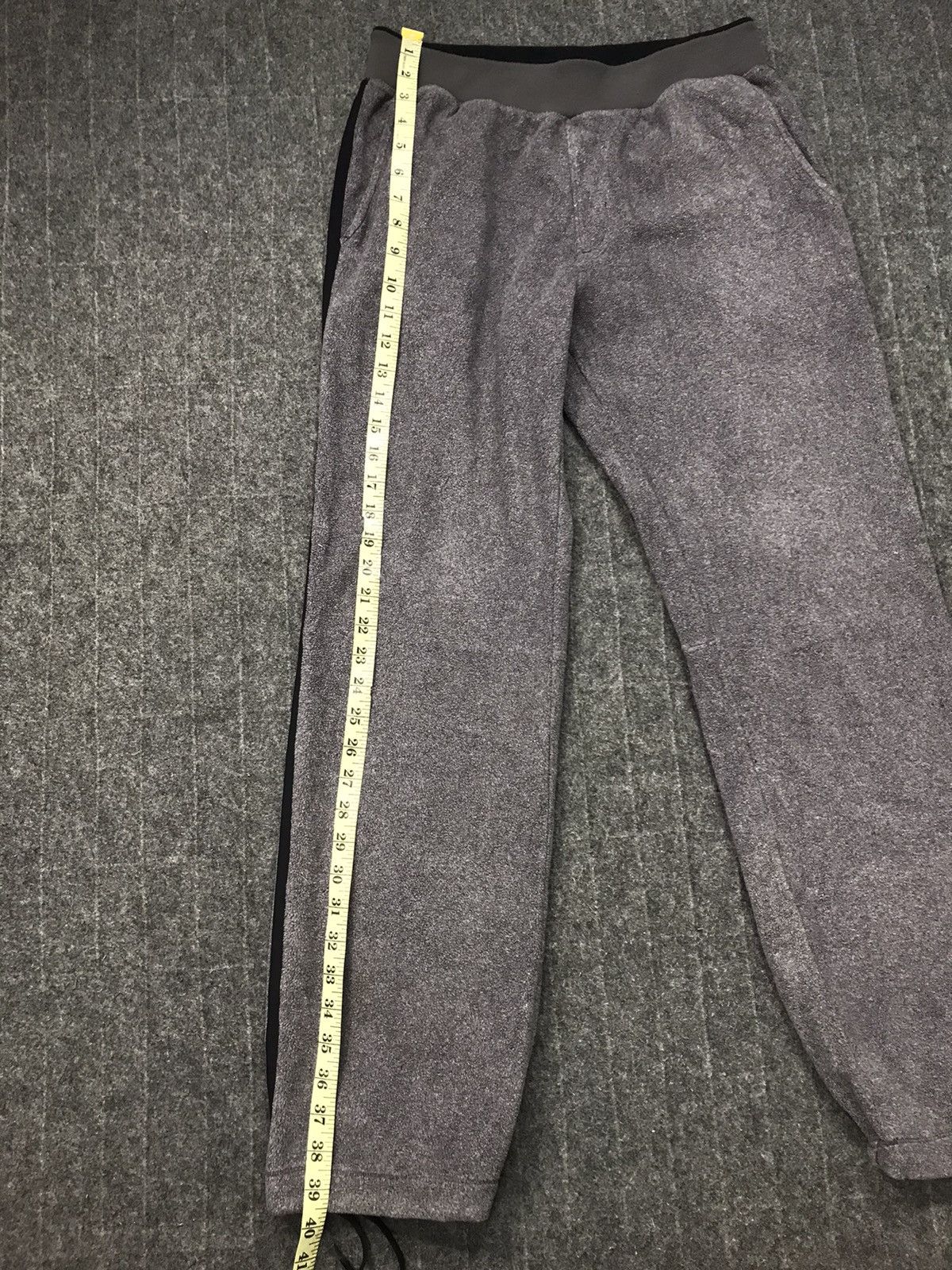 Uniqlo Micro Fleece Trouser Sweatpant Jeans Inspired Designer Size US 29 - 9 Thumbnail
