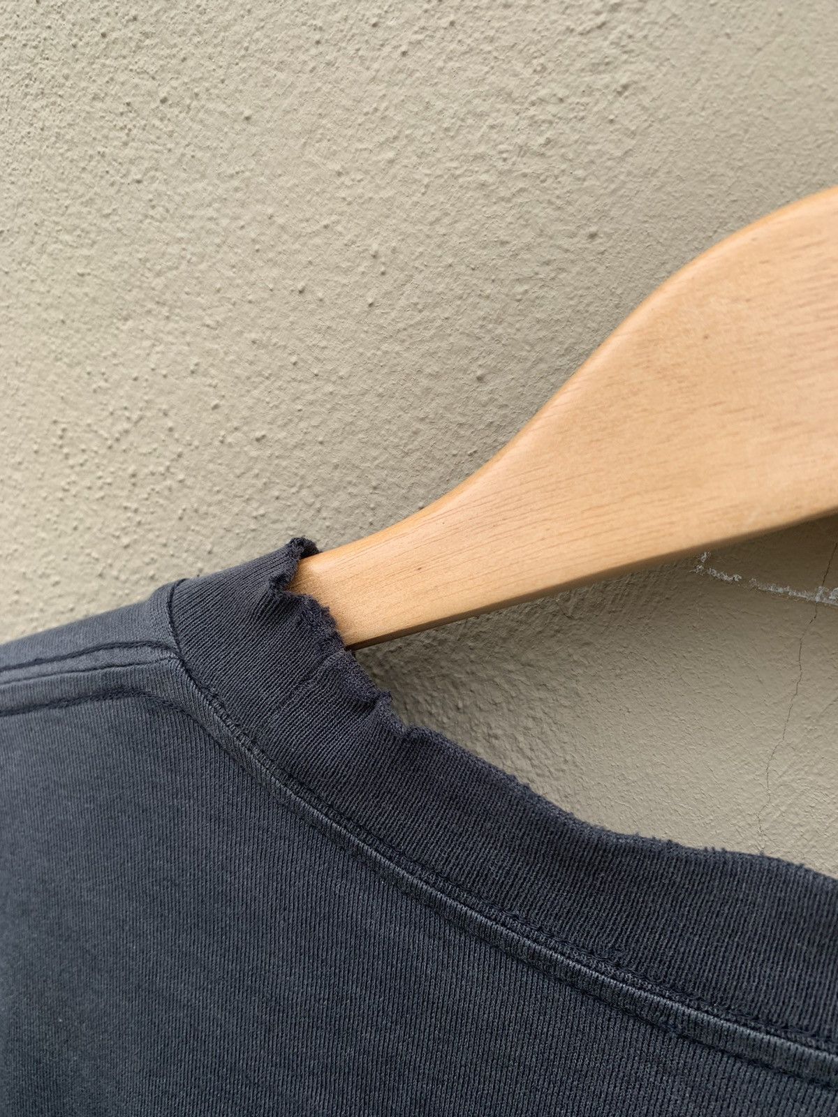 Gallery1950 × October's Very Own Vintage Gallery1950 Faded Tshirt Fragment THRASHED FADED Size US L / EU 52-54 / 3 - 5 Thumbnail