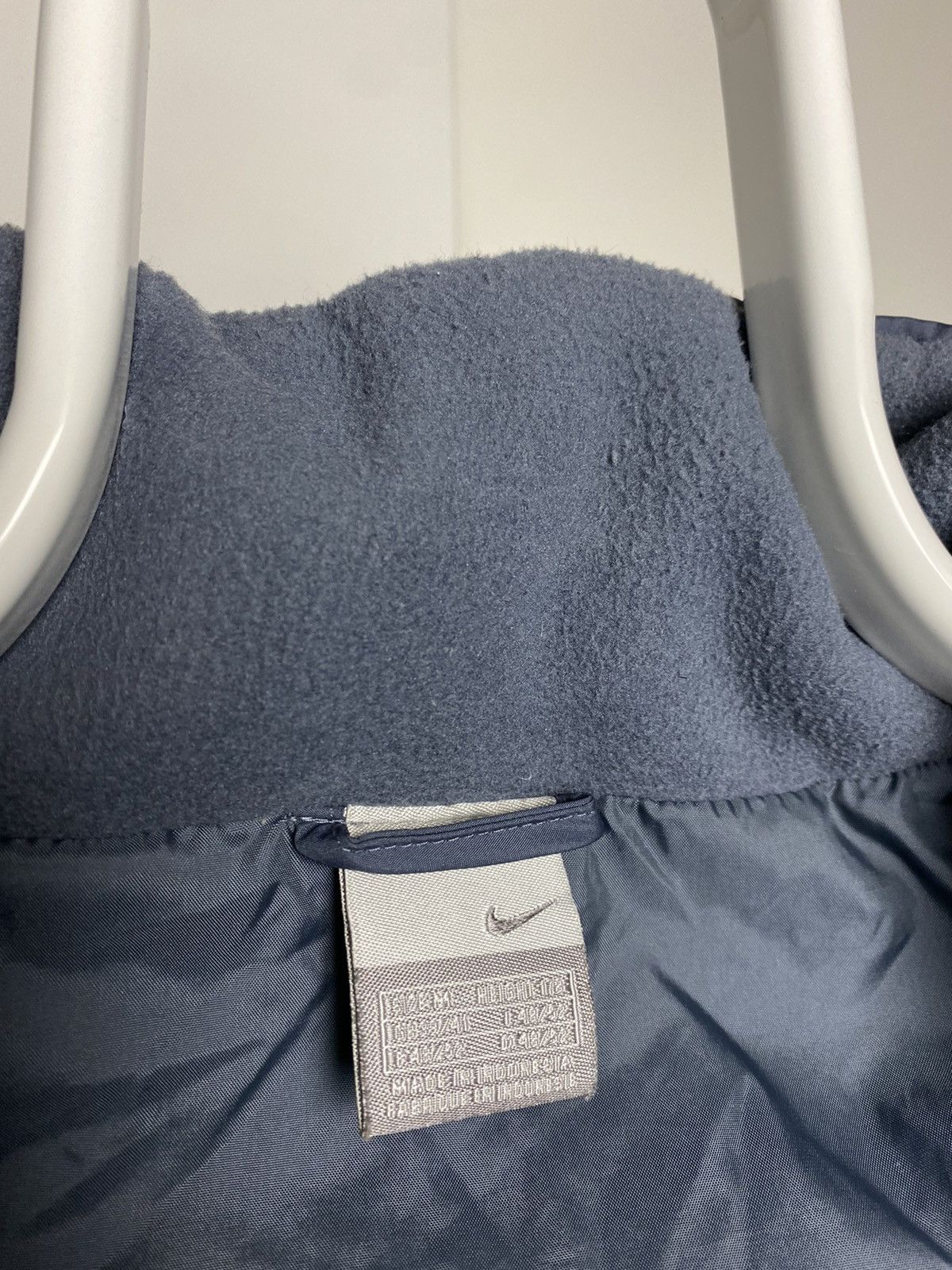 Nike × Vintage Nike vintage dark grey puffer vest small swoosh 2000s Size US M / EU 48-50 / 2 - 5 Thumbnail