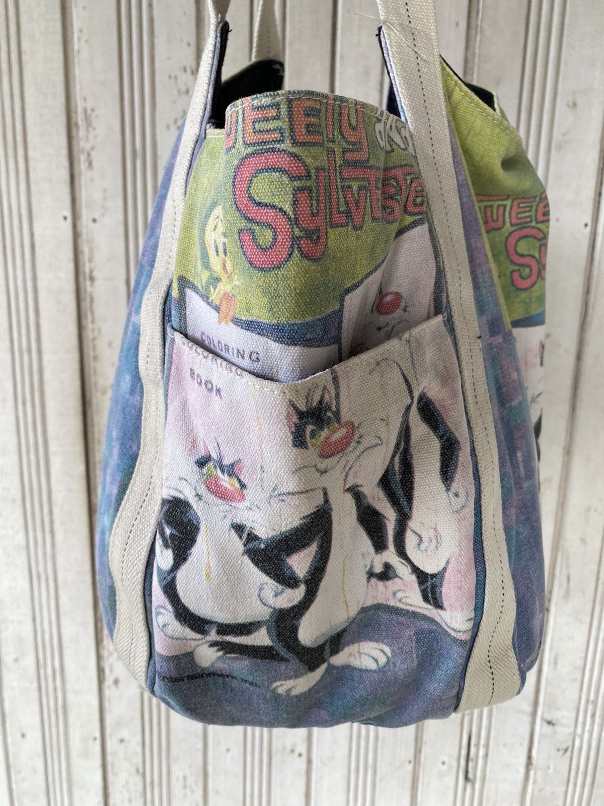 Vintage Vintage Cartoon Warner Bros Distressed Tote Bag Size ONE SIZE - 5 Thumbnail
