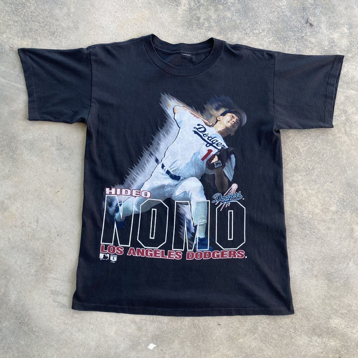 Vintage Vintage 90s Hideo Nomo Dodgers single stitch Tshirt Size US L / EU 52-54 / 3 - 1 Thumbnail