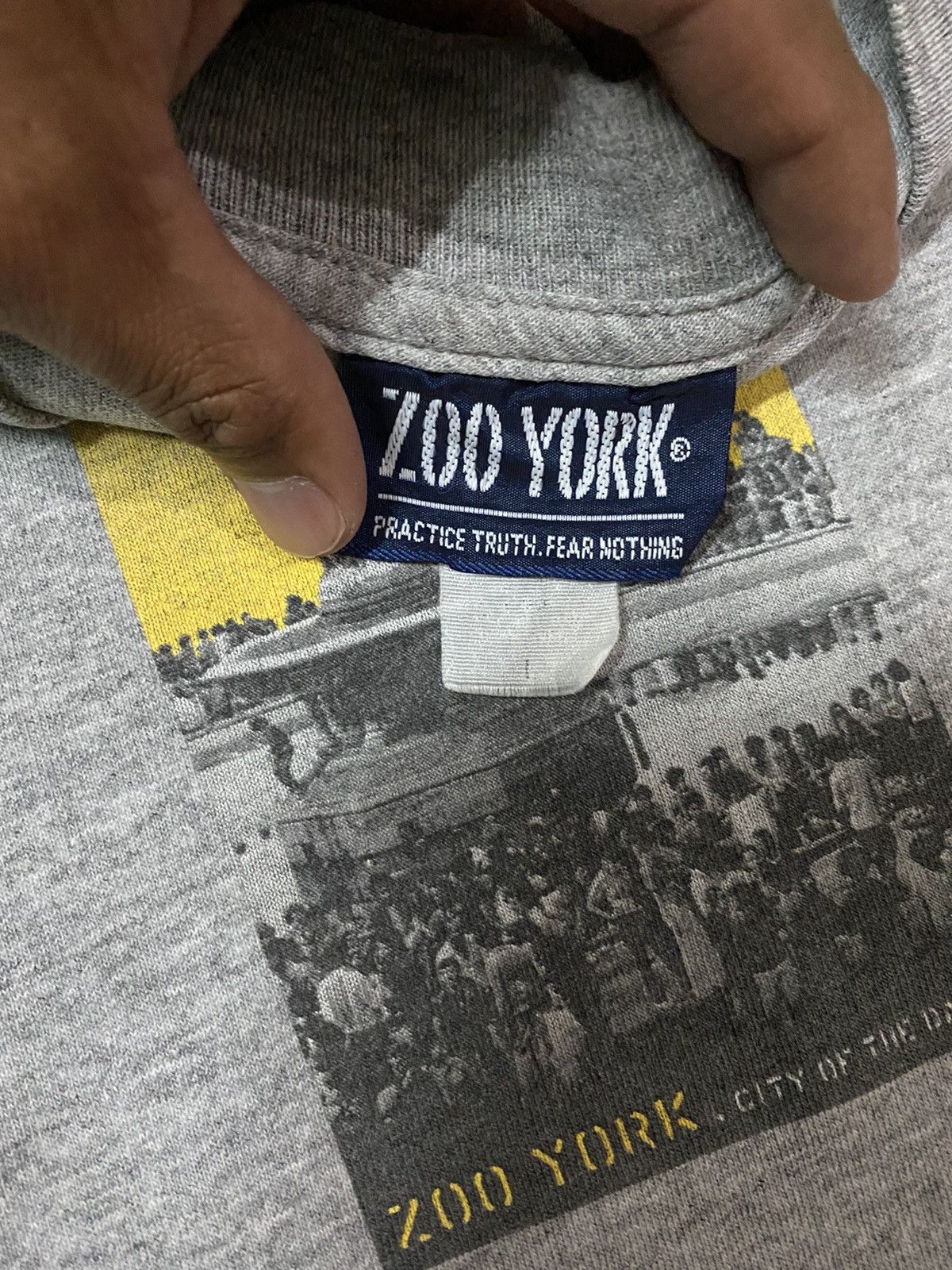 Vintage Vintage 90s Zoo York-City Of the Dammed Skateboards Tees Size US L / EU 52-54 / 3 - 4 Thumbnail