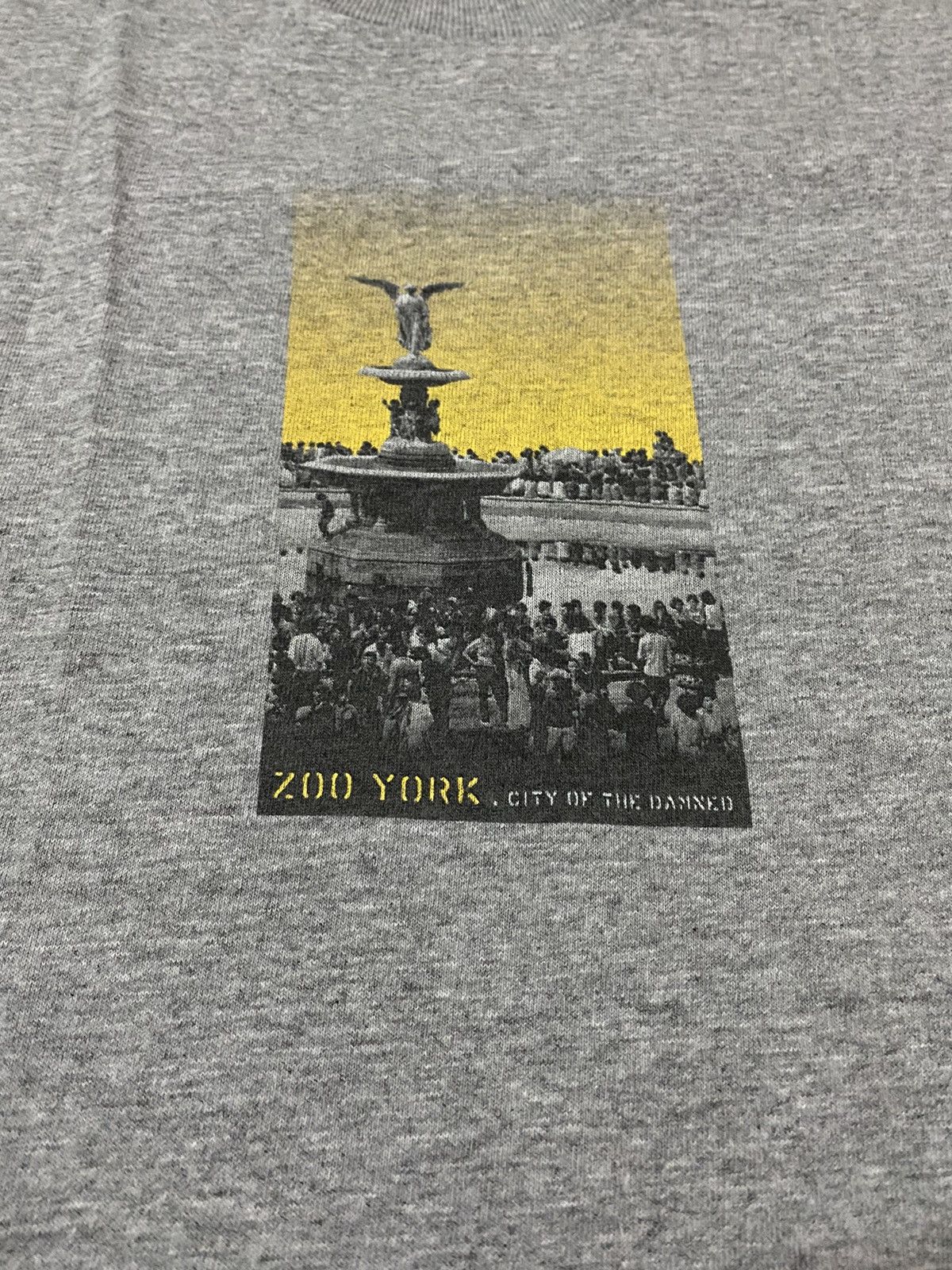 Vintage Vintage 90s Zoo York-City Of the Dammed Skateboards Tees Size US L / EU 52-54 / 3 - 3 Thumbnail