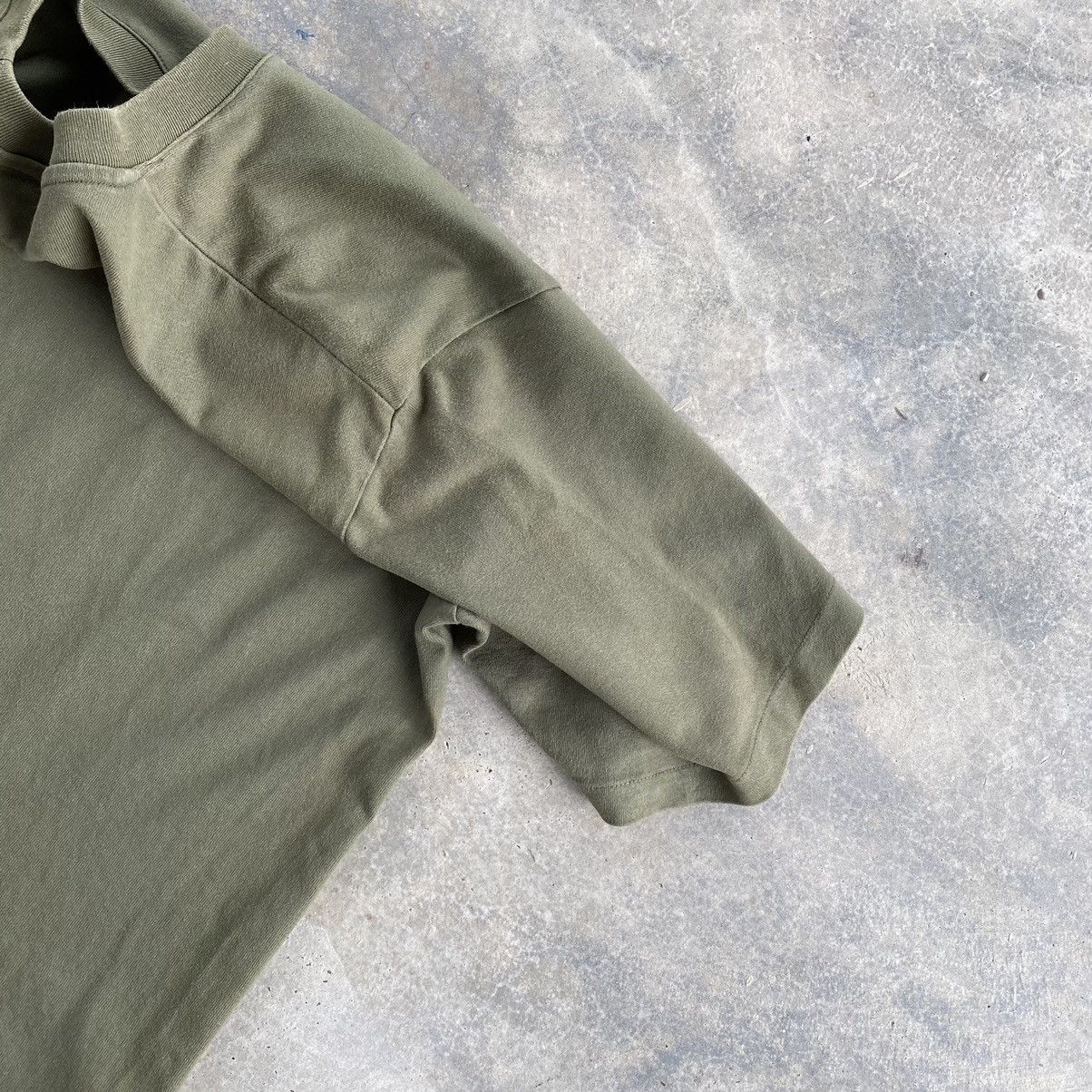 JW Anderson × Japanese Brand J.w.anderson Uniqlo Pocket Distressed Tees Size US XL / EU 56 / 4 - 14 Thumbnail