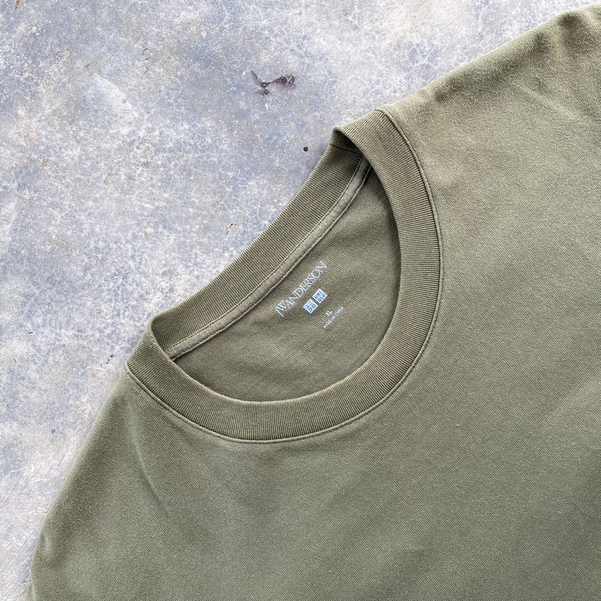 JW Anderson × Japanese Brand J.w.anderson Uniqlo Pocket Distressed Tees Size US XL / EU 56 / 4 - 5 Thumbnail