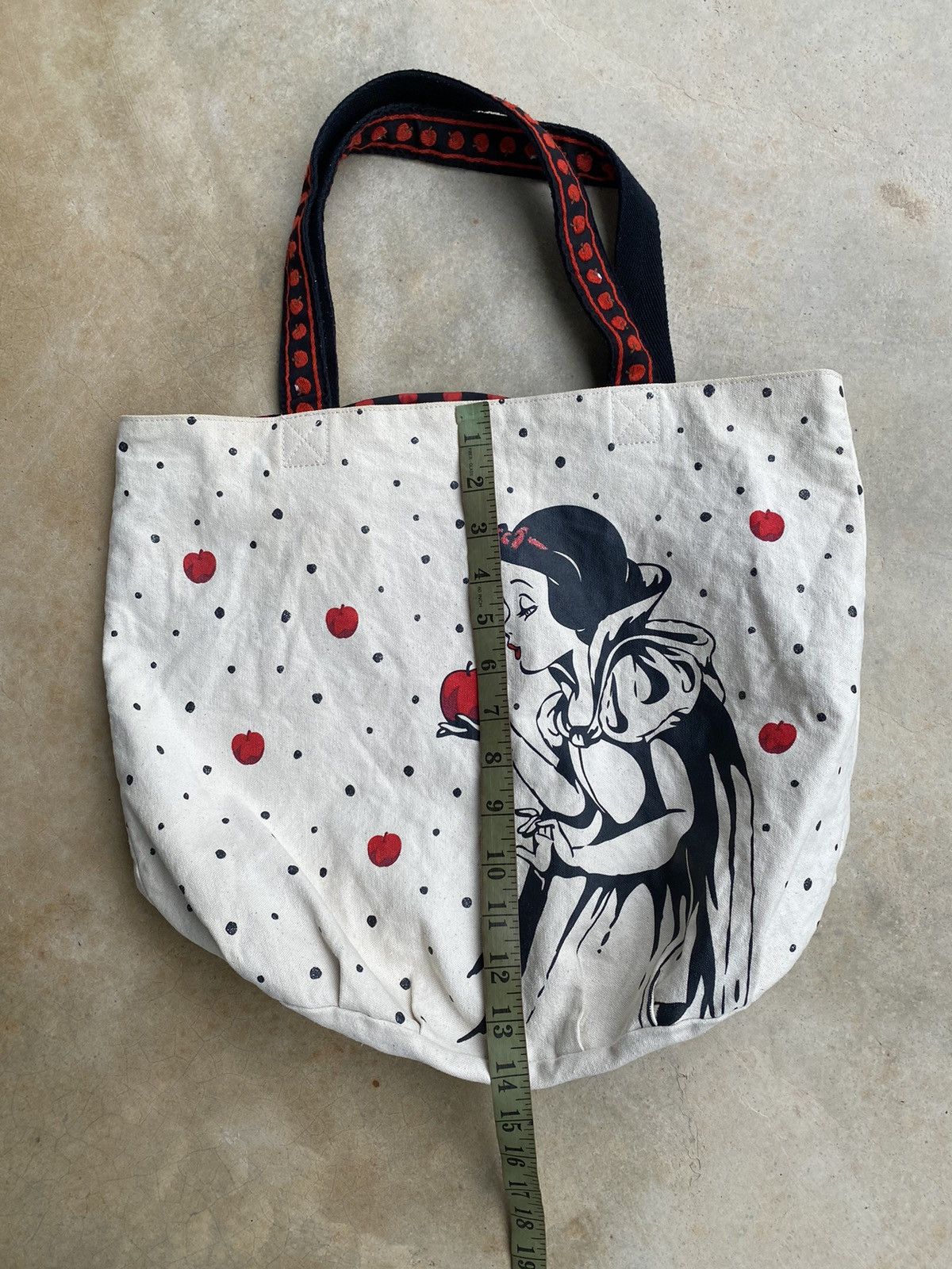 Disney Vintage Disney Snow White and the Seven Dwarfs Tote Bag Size ONE SIZE - 11 Thumbnail