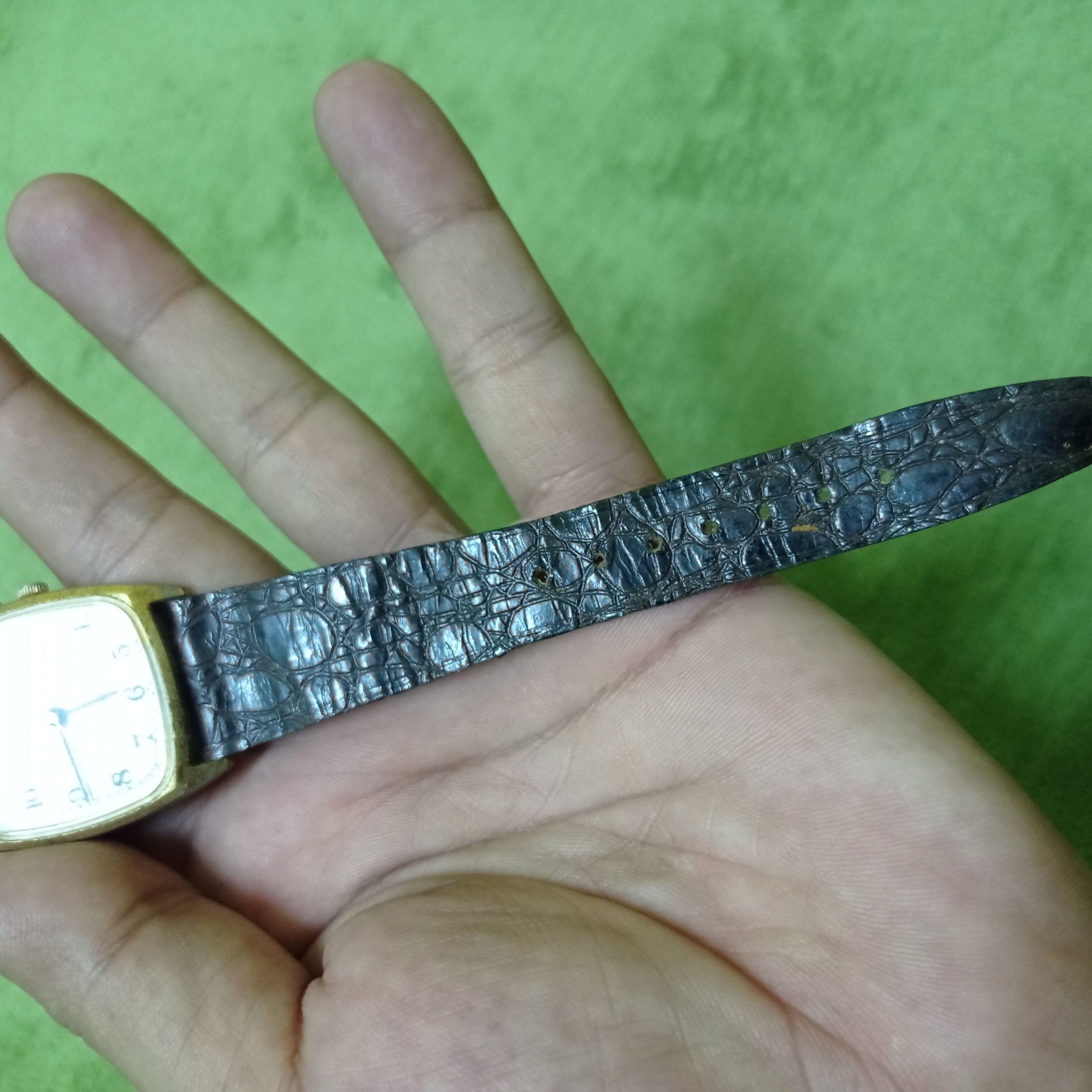 Japanese Brand 💥OFFER PRICE 💥Retro old watch by Voken Japan brand Size ONE SIZE - 11 Thumbnail
