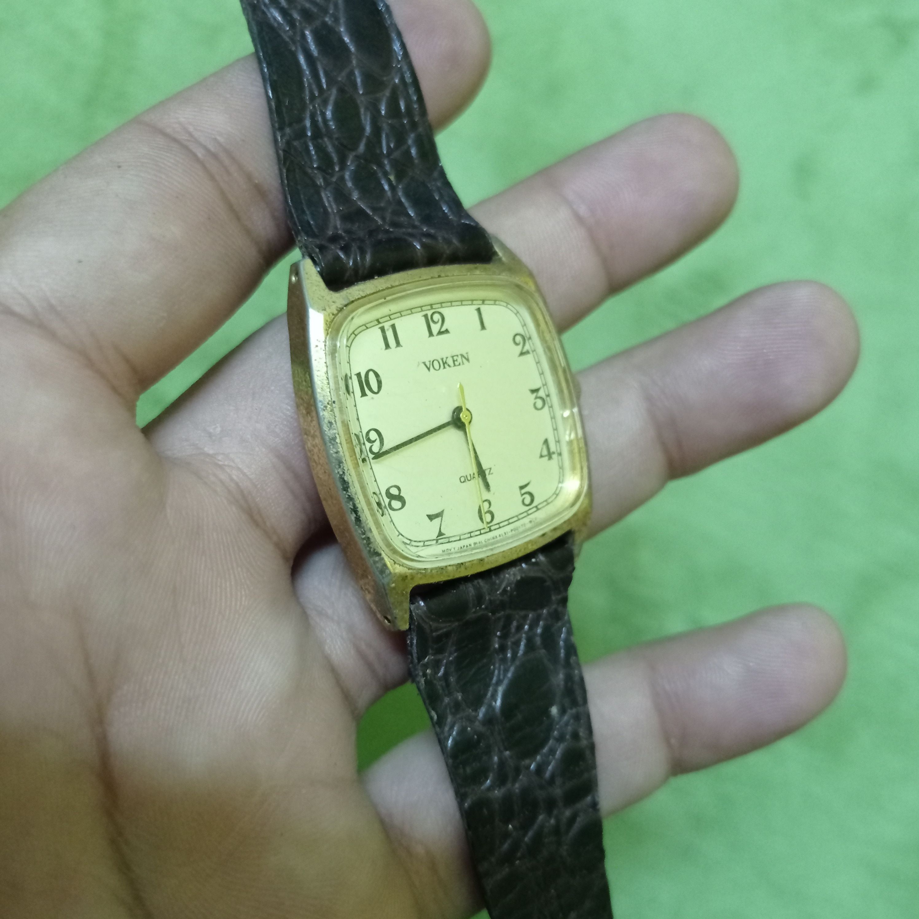 Japanese Brand 💥OFFER PRICE 💥Retro old watch by Voken Japan brand Size ONE SIZE - 4 Thumbnail