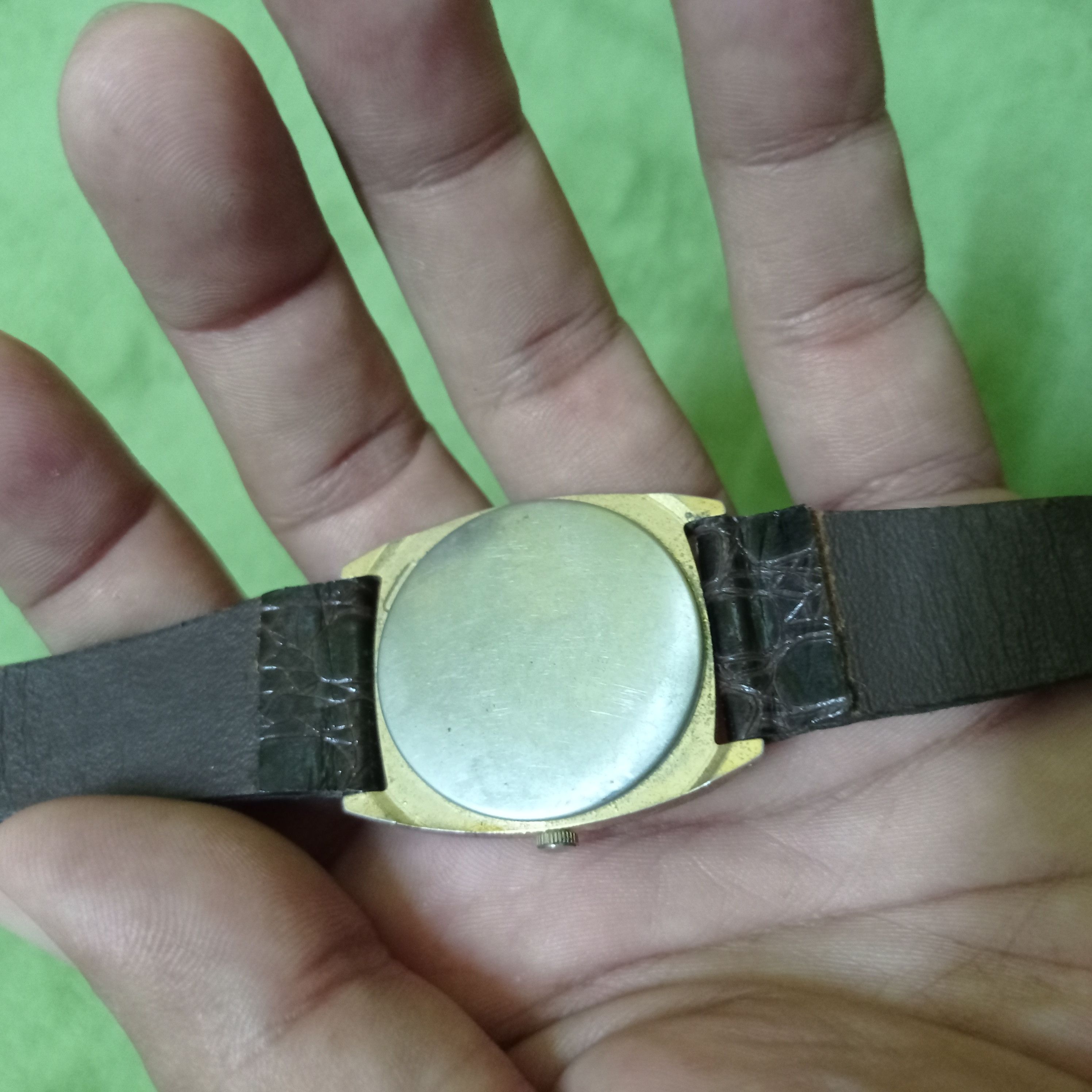 Japanese Brand 💥OFFER PRICE 💥Retro old watch by Voken Japan brand Size ONE SIZE - 5 Thumbnail