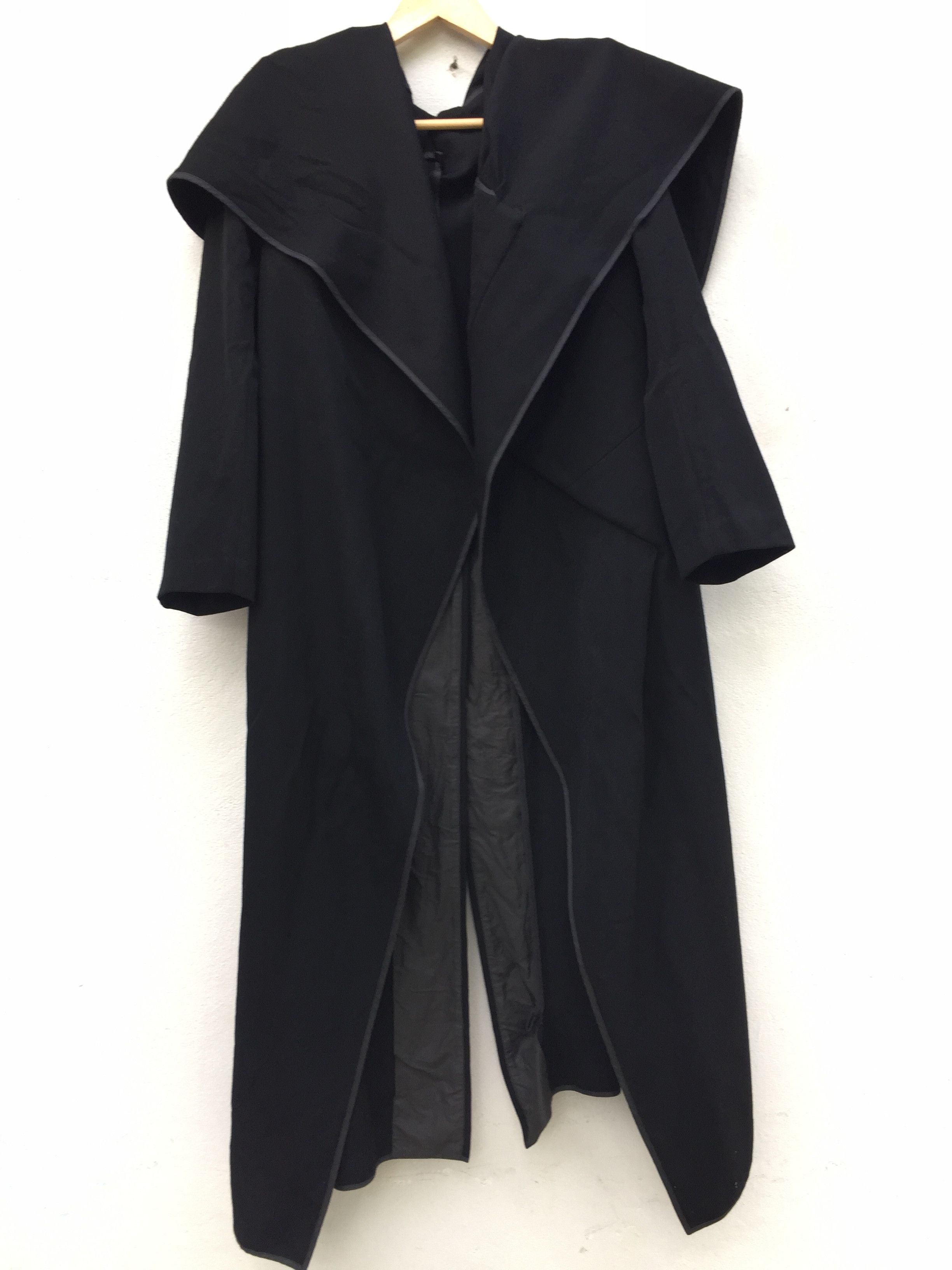 Comme des Garcons Aw1999 Comme des Garcons Woolen Robe Cloak Size US S / EU 44-46 / 1 - 3 Thumbnail
