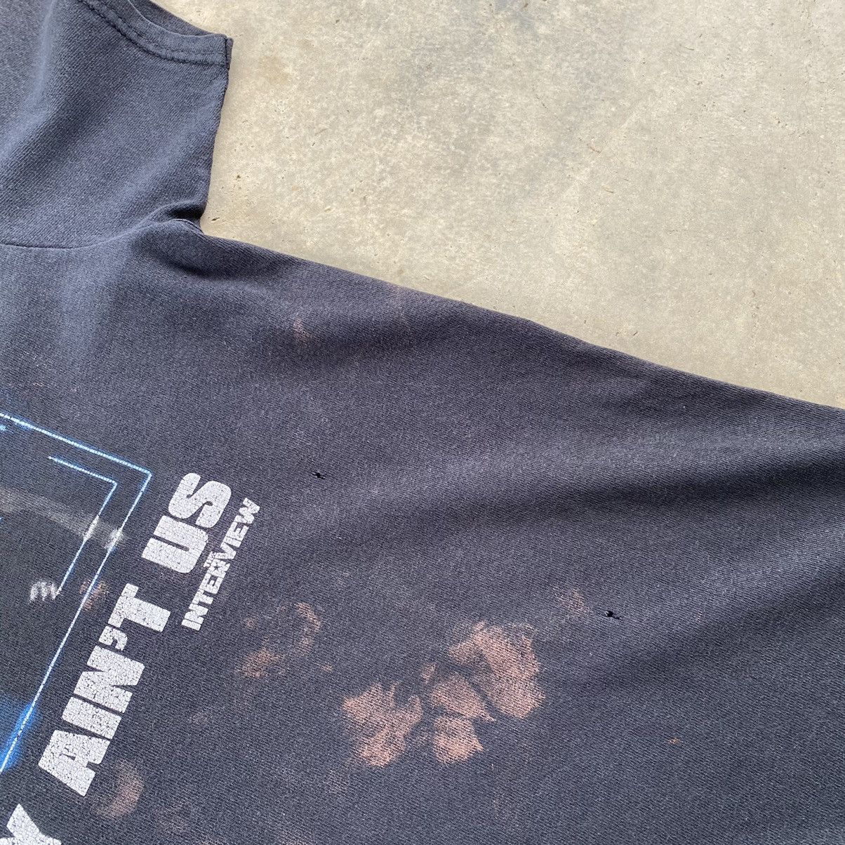 Vintage Vintage Y2k The Interview Movie Distressed Tees Size US L / EU 52-54 / 3 - 7 Thumbnail