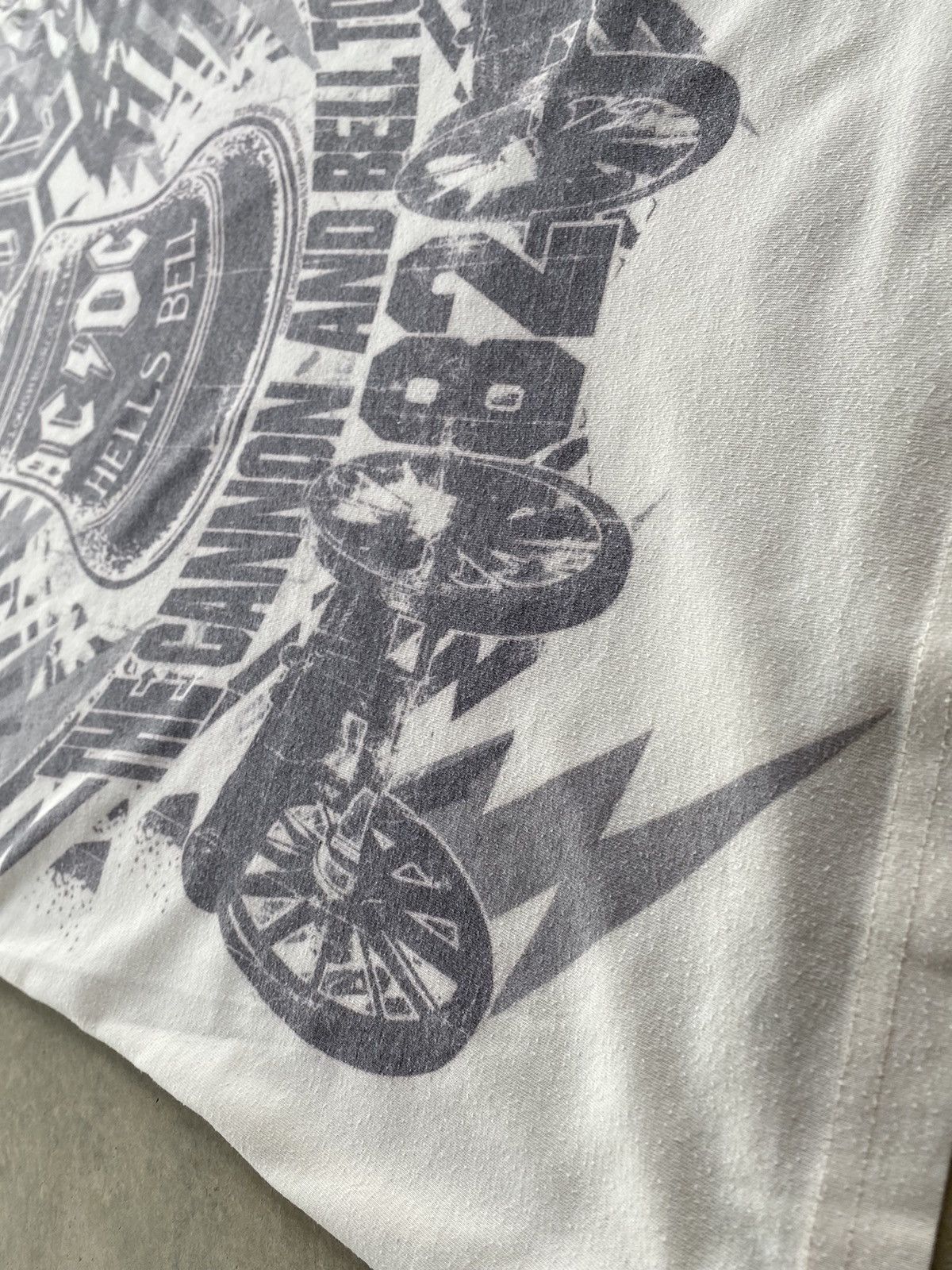Band Tees Vintage Acdc Over Print Band Tshirt Size US L / EU 52-54 / 3 - 6 Thumbnail