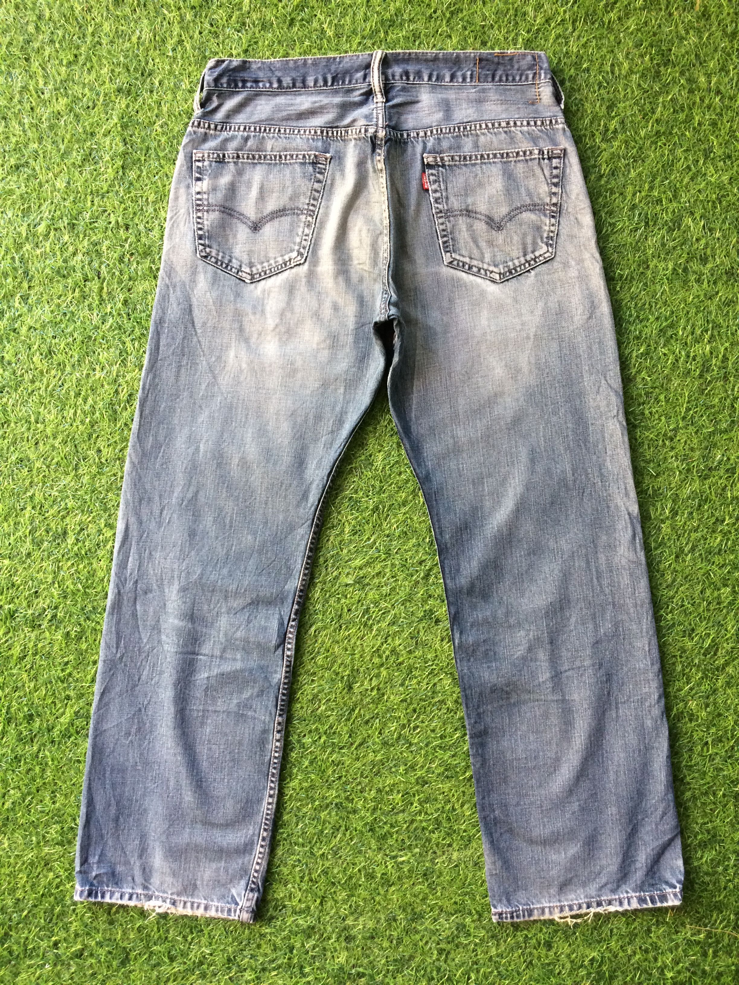 Levi's Distressed Levi's 569 Loose Straight Fit Jeans #B-978 Size US 35 - 4 Thumbnail