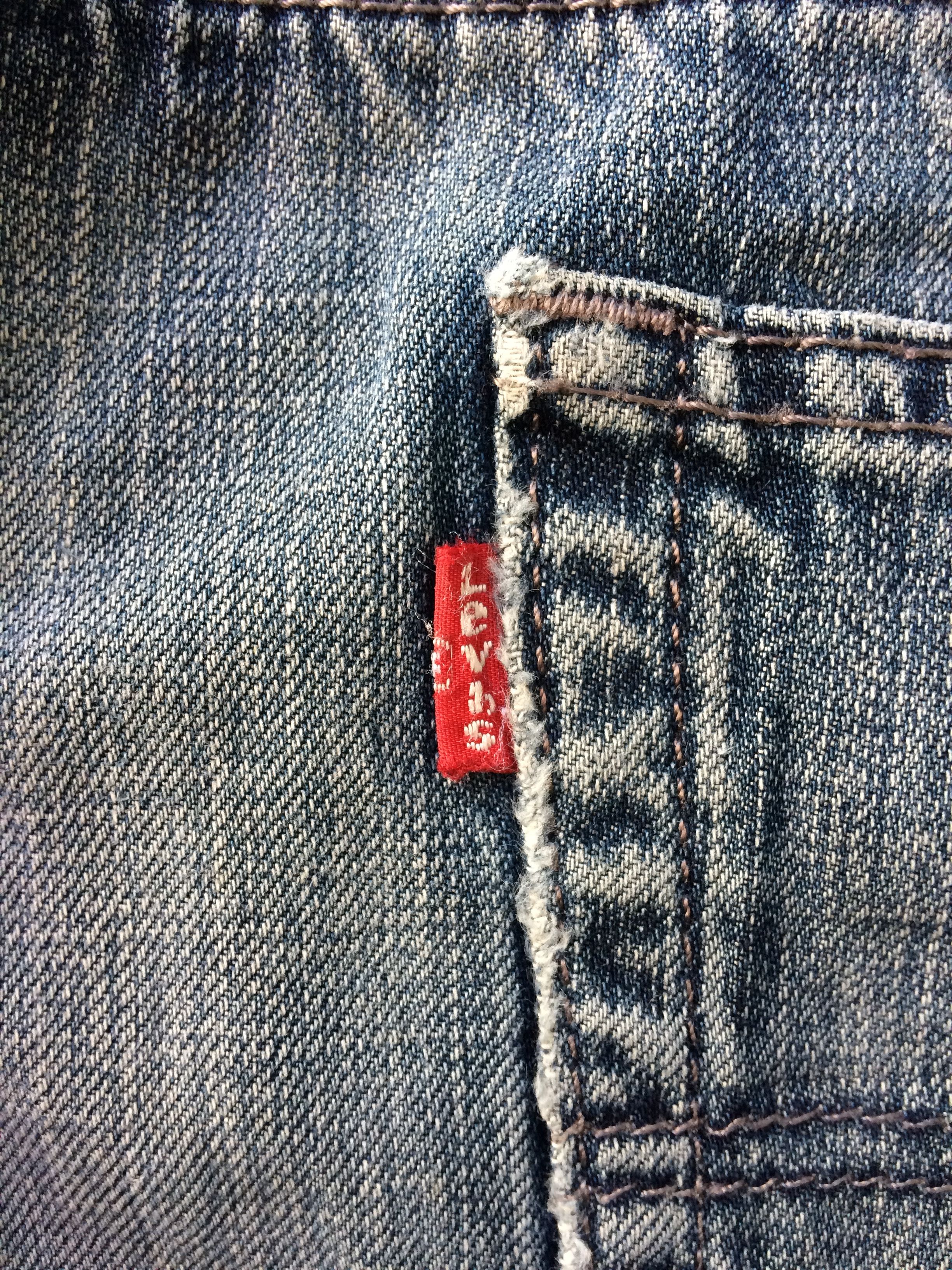 Levi's Distressed Levi's 569 Loose Straight Fit Jeans #B-978 Size US 35 - 10 Thumbnail