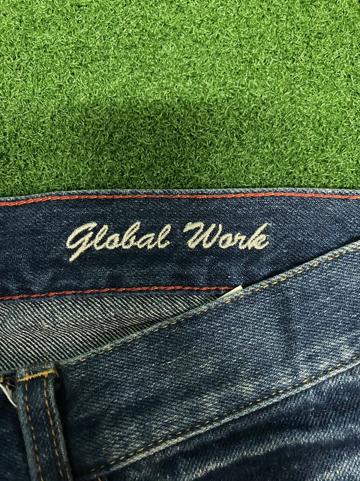 Japanese Brand DISTRESSED GLOBAL WORK SELVAGE DENIM SIZE 30 Size US 30 / EU 46 - 4 Thumbnail