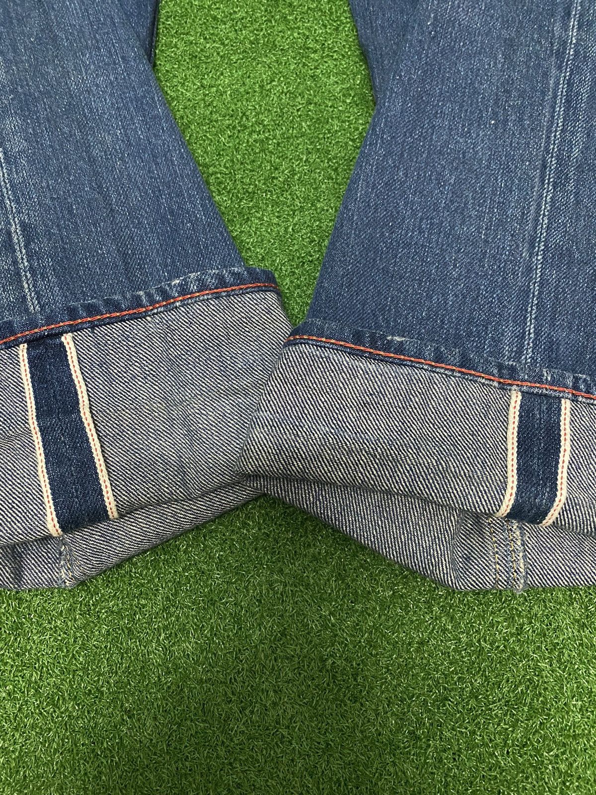Japanese Brand DISTRESSED GLOBAL WORK SELVAGE DENIM SIZE 30 Size US 30 / EU 46 - 13 Thumbnail