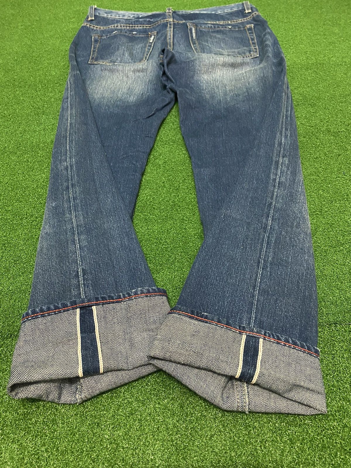 Japanese Brand DISTRESSED GLOBAL WORK SELVAGE DENIM SIZE 30 Size US 30 / EU 46 - 14 Thumbnail