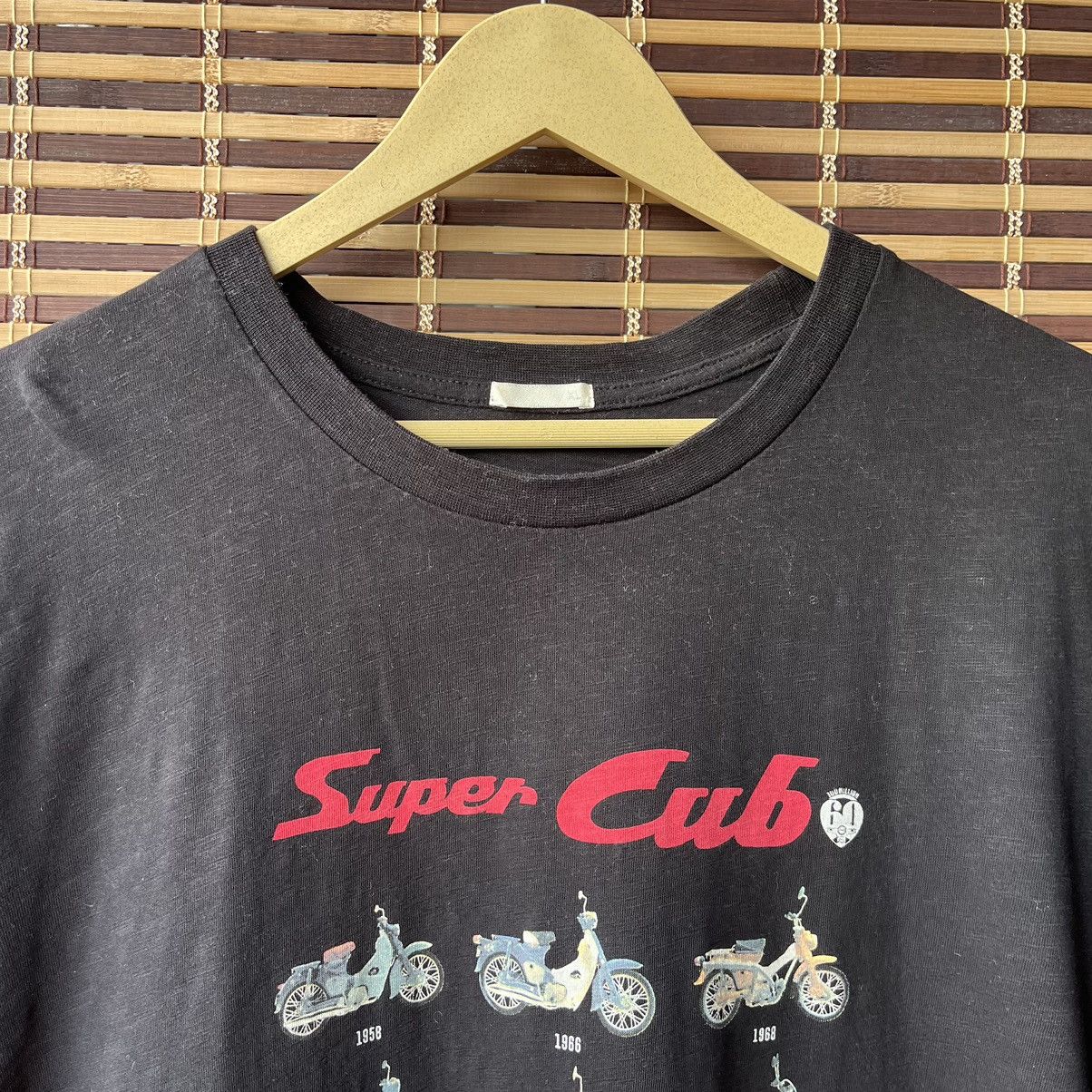 GU × Honda × Japanese Brand Honda Super Cub 100 Million Anniversary TShirt Size US XL / EU 56 / 4 - 4 Thumbnail