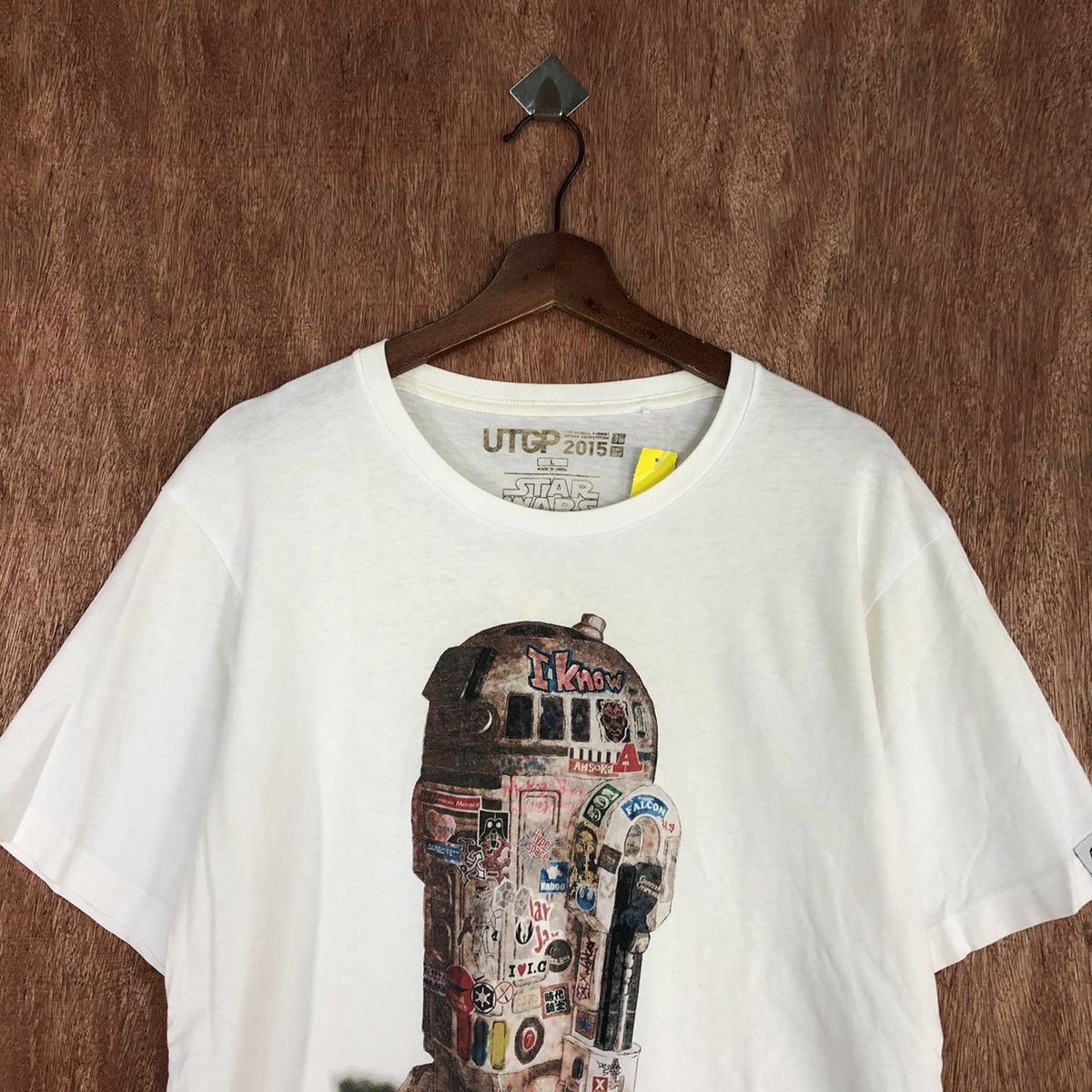 Star Wars DL Star Wars X uniqlo White Short Sleeve Tshirt #2059 Size US M / EU 48-50 / 2 - 7 Thumbnail