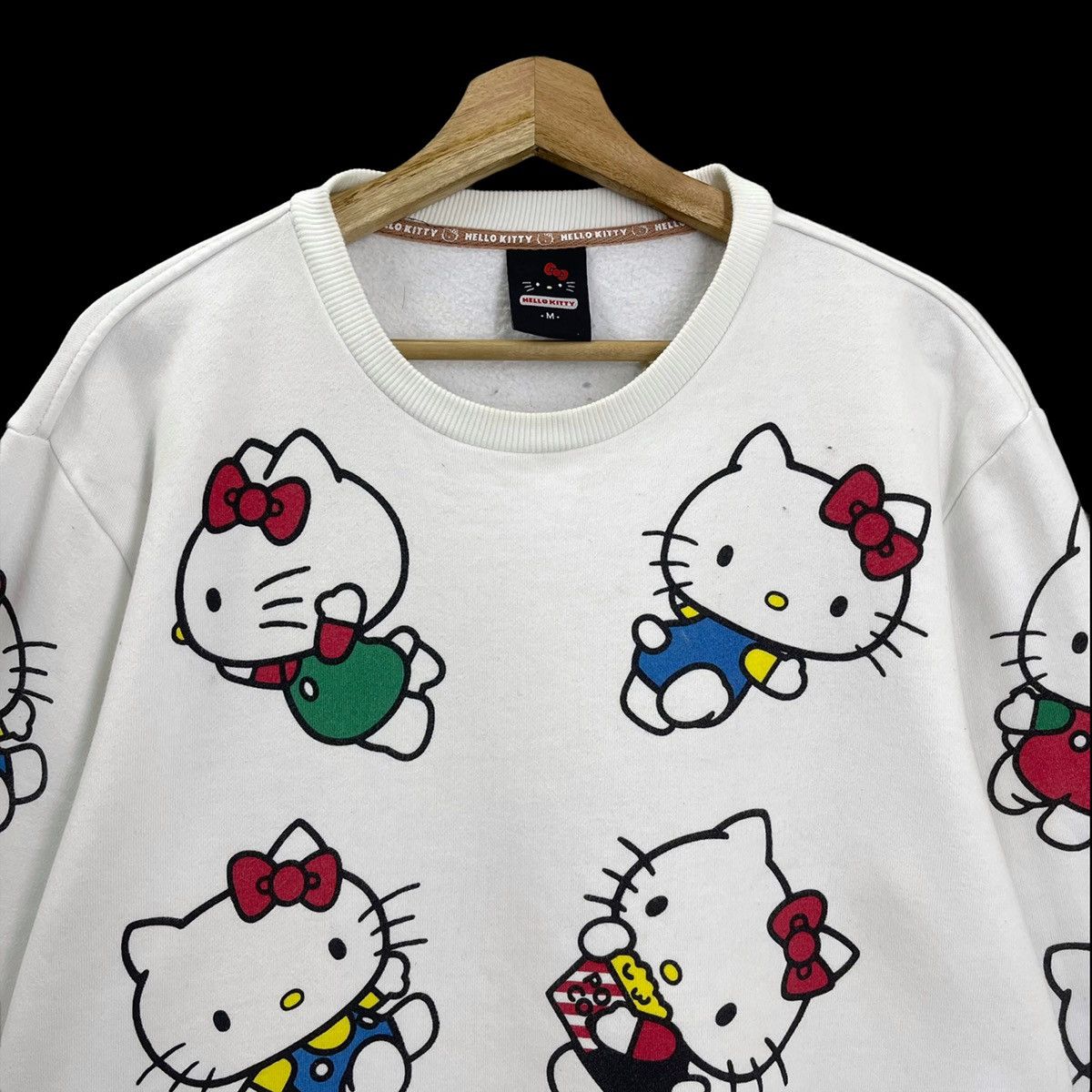 Japanese Brand RARE!! Hello Kitty Over Print Crewneck Hoodies Size M Size US M / EU 48-50 / 2 - 4 Thumbnail
