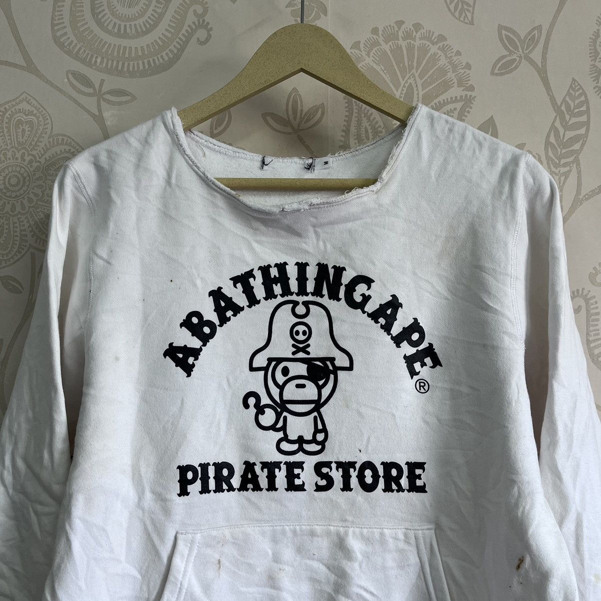 Bape Baby Milo BAPE Pirate Store Sweatshirt Nigo Japan Size US M / EU 48-50 / 2 - 19 Thumbnail