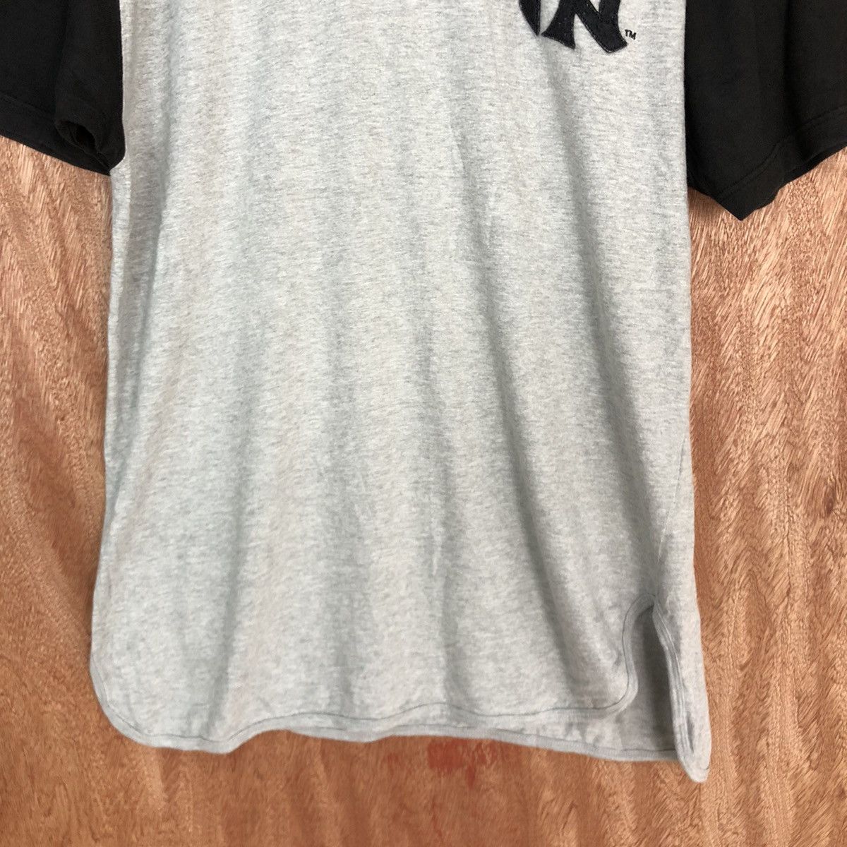 New York Yankees DLL Cooperstown new york yankees Grey NY Tshirt #2052 Size US L / EU 52-54 / 3 - 6 Thumbnail