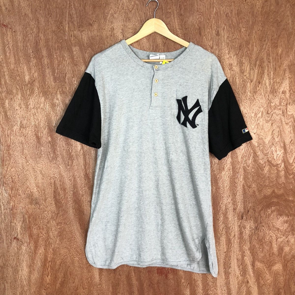 New York Yankees DLL Cooperstown new york yankees Grey NY Tshirt #2052 Size US L / EU 52-54 / 3 - 1 Thumbnail